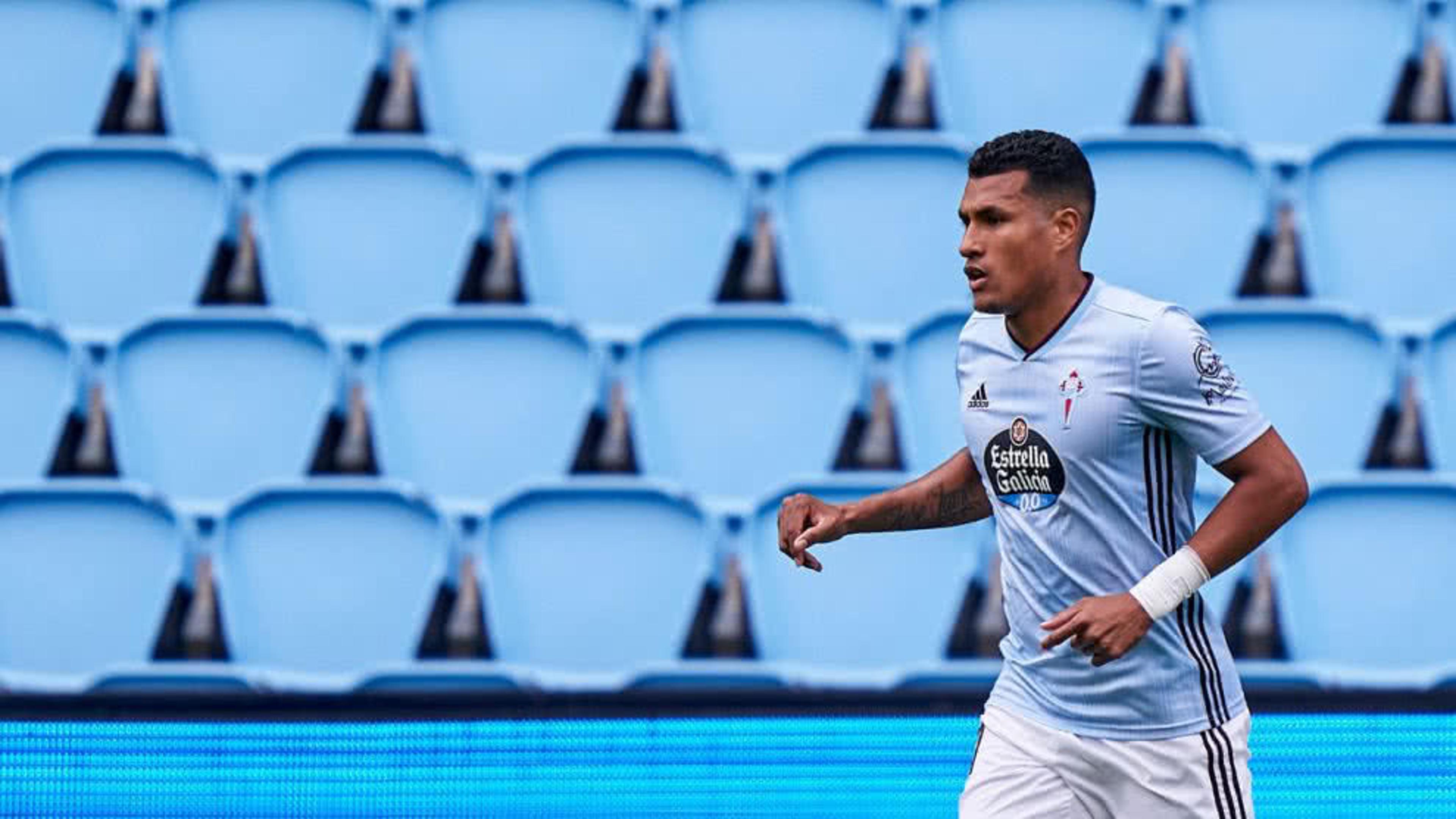 Incerteza sobre futuro afetou zagueiro do Celta de Vigo