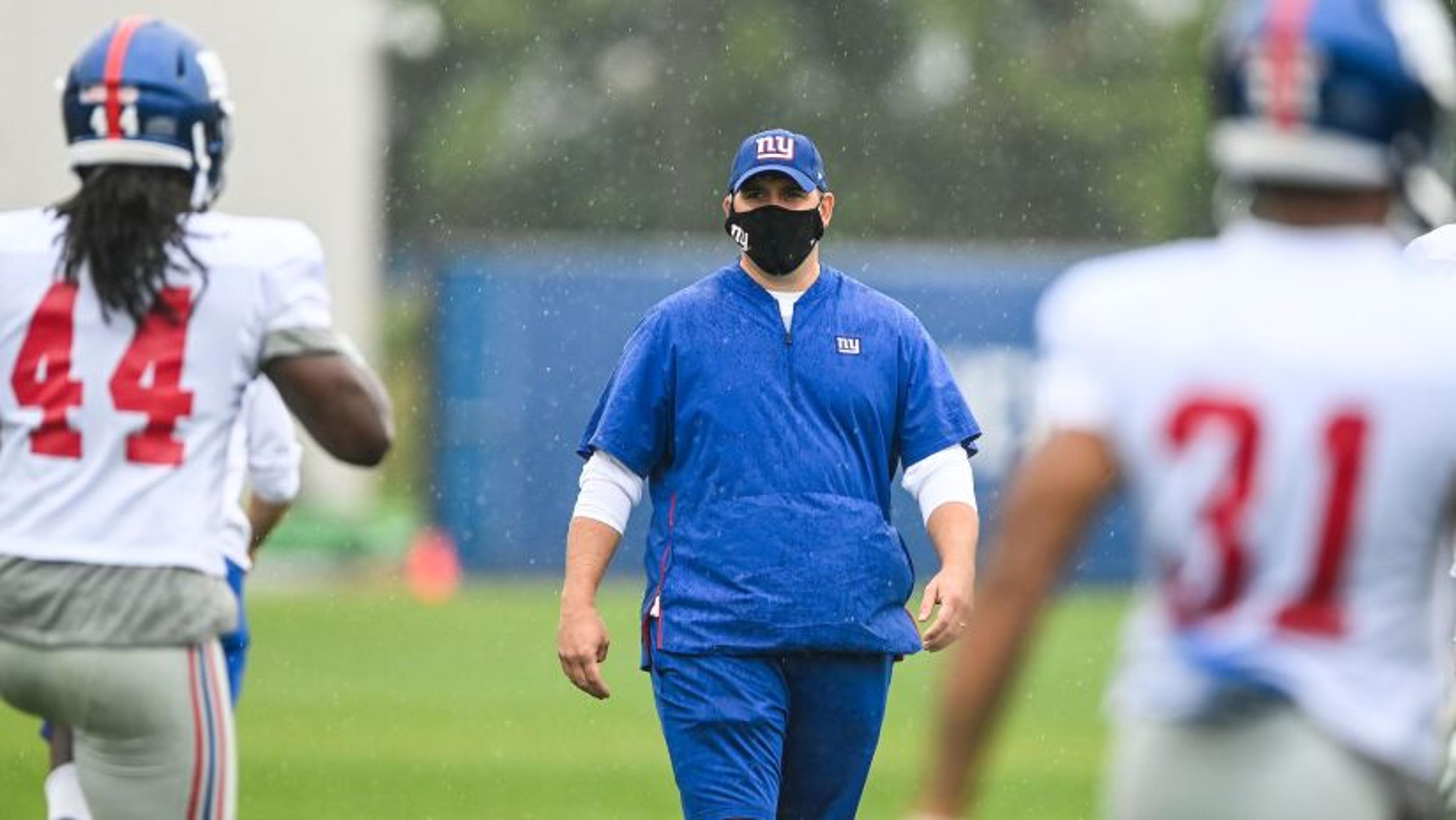 Técnico linha dura interrompe treinamento, esculhamba jogadores e estrela do New York Giants aprova