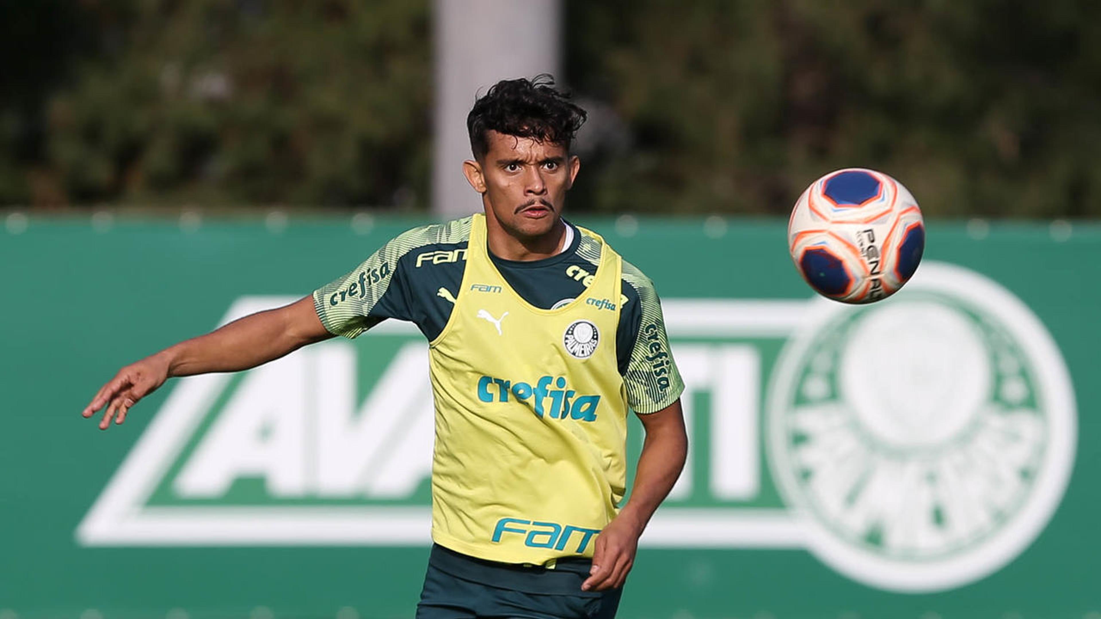 Palmeiras alerta reinfecção por Covid-19 de Gustavo Scarpa e outros três funcionários