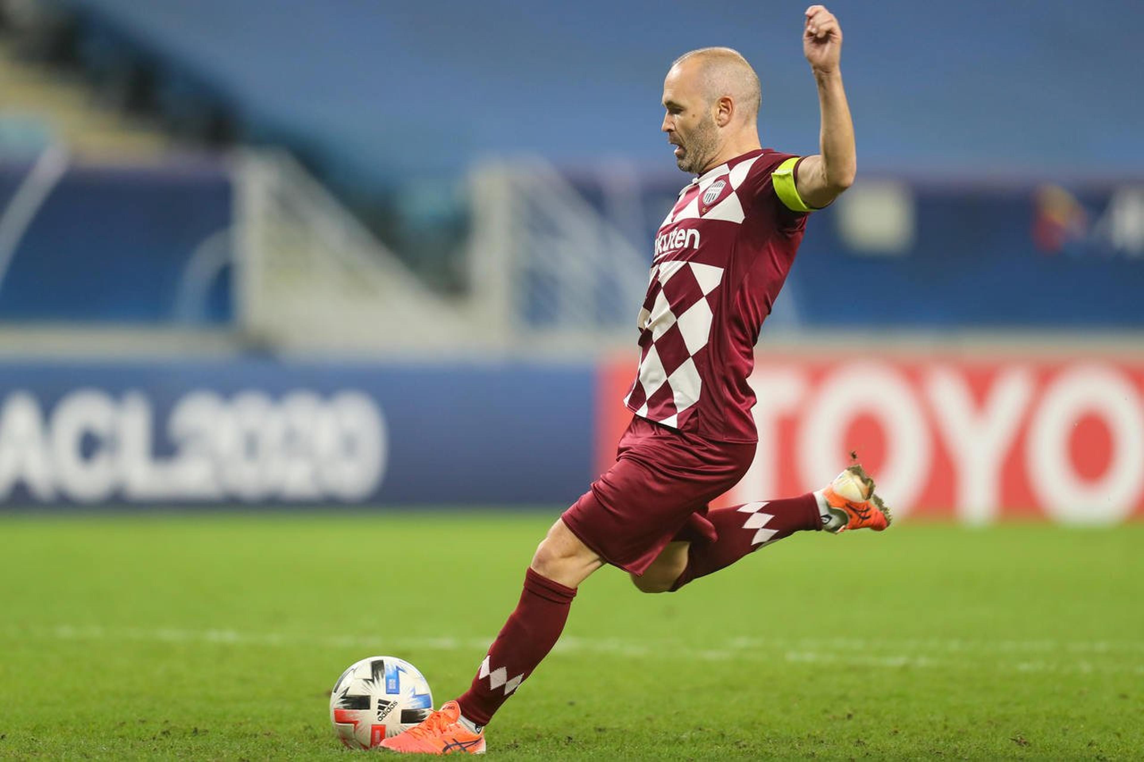 Iniesta deixa o Vissel Kobe e acerta com clube do Oriente Médio