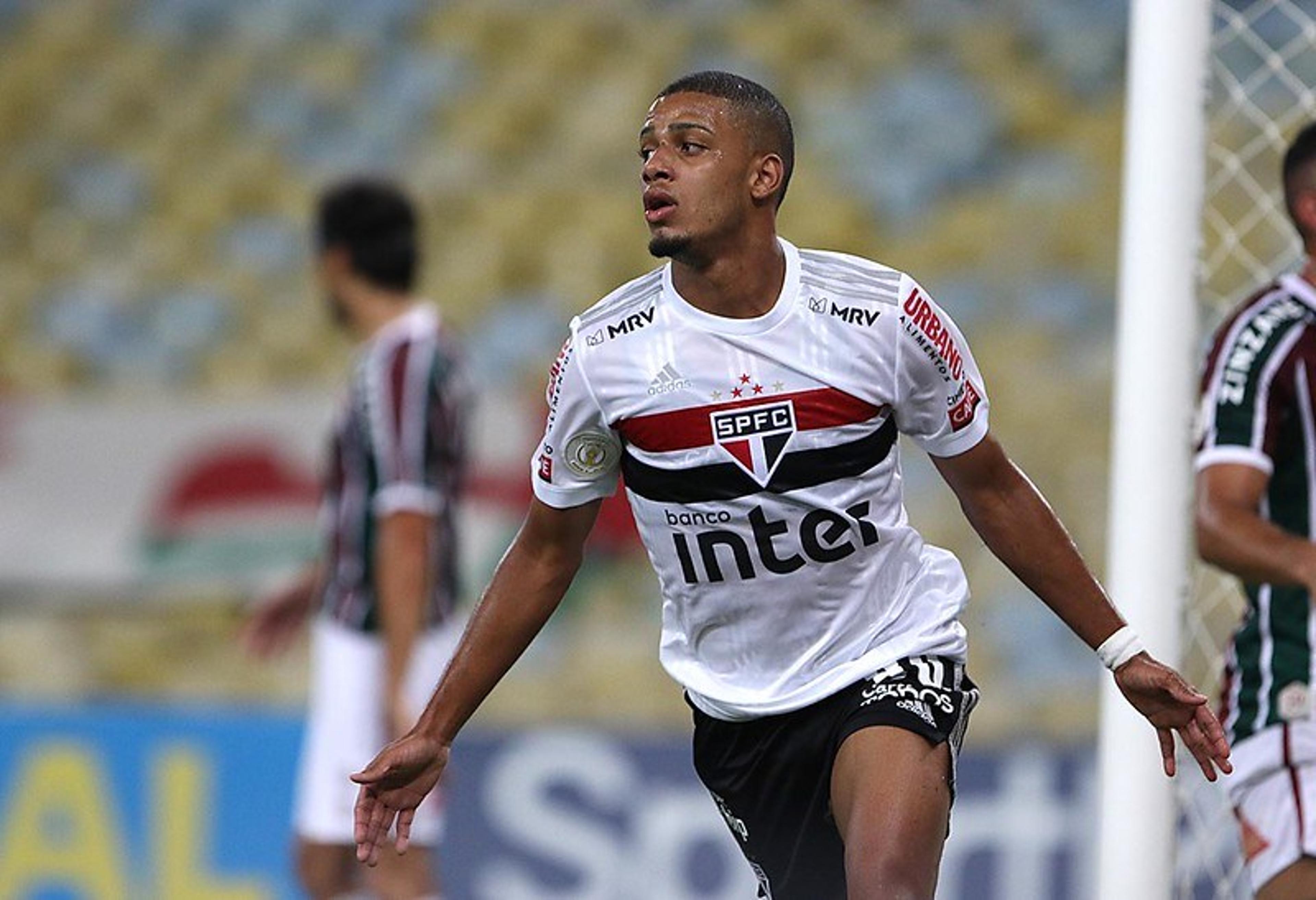 Caio Ribeiro cita necessidade financeira do São Paulo e aprova venda de Brenner: ‘Boa para todos’