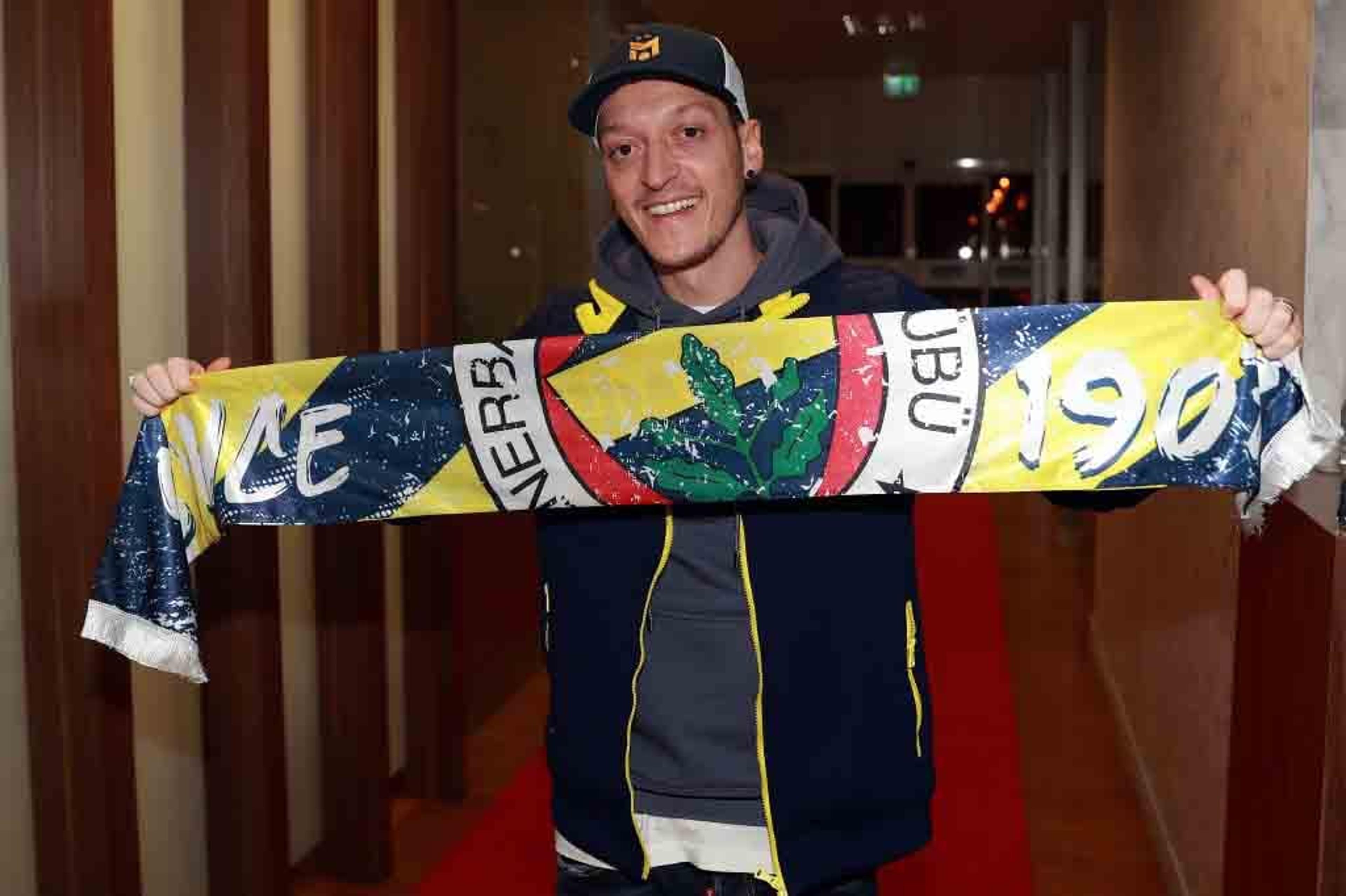 Novo reforço do Fenerbahce, Ozil tem grande amizade com Erdogan, presidente da Tuquia