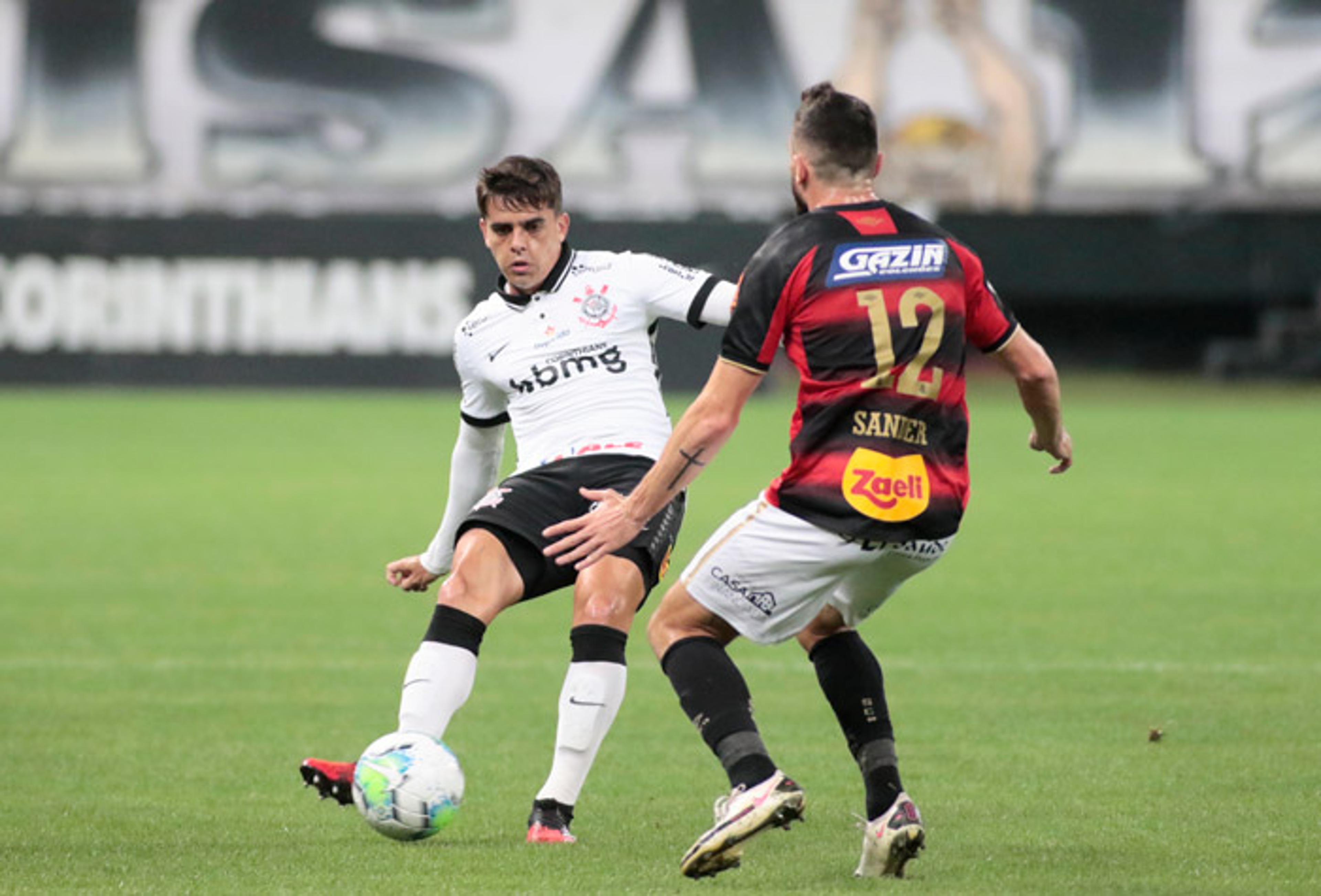 Após derrota, Jair Ventura cita ‘Copa do Mundo’ para Sport no Brasileirão