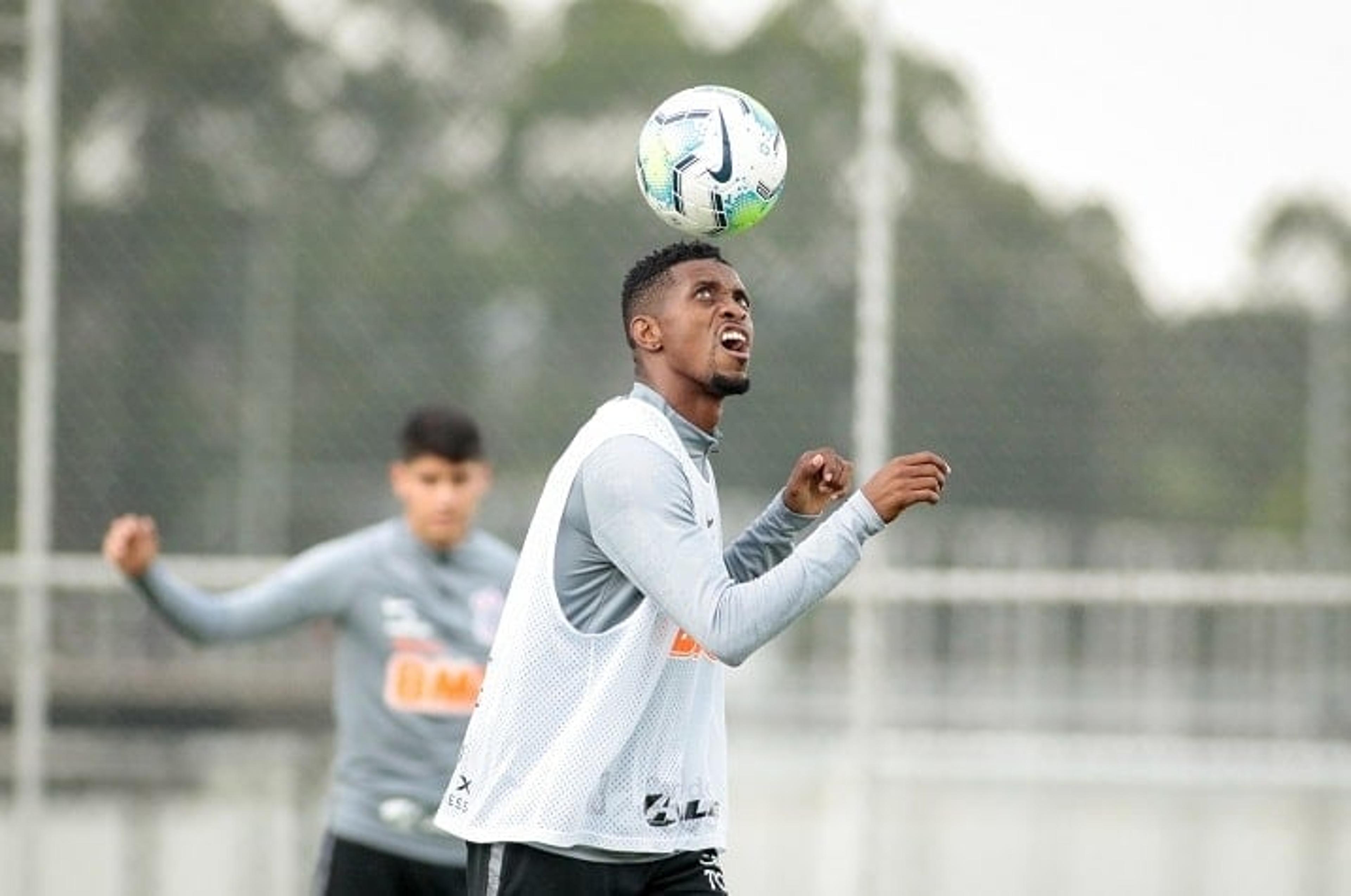 Jonathan Cafú é liberado do treino, e Corinthians encaminha empréstimo do atacante para o Cuiabá