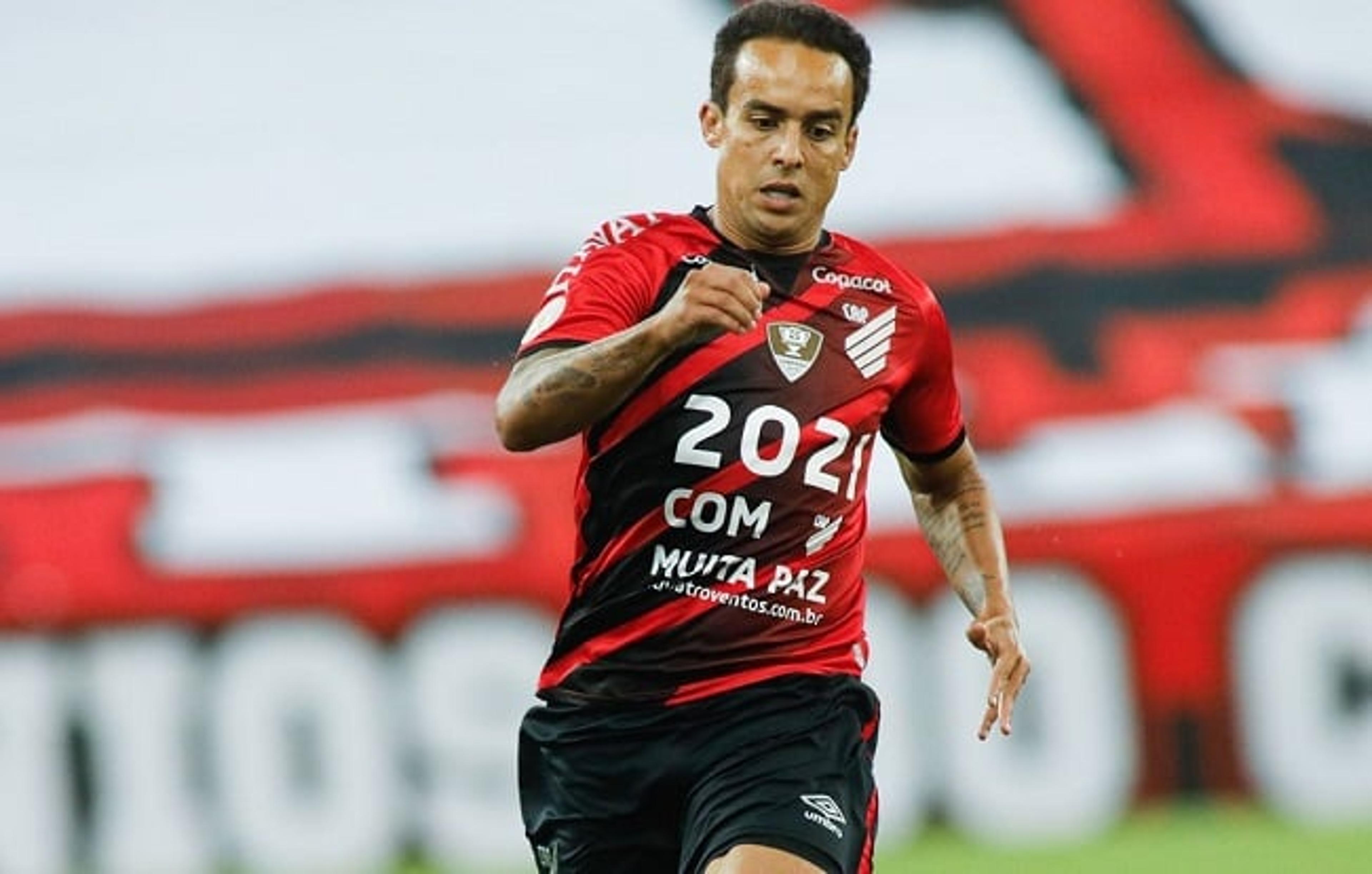 Jadson demonstra otimismo para a temporada 2021