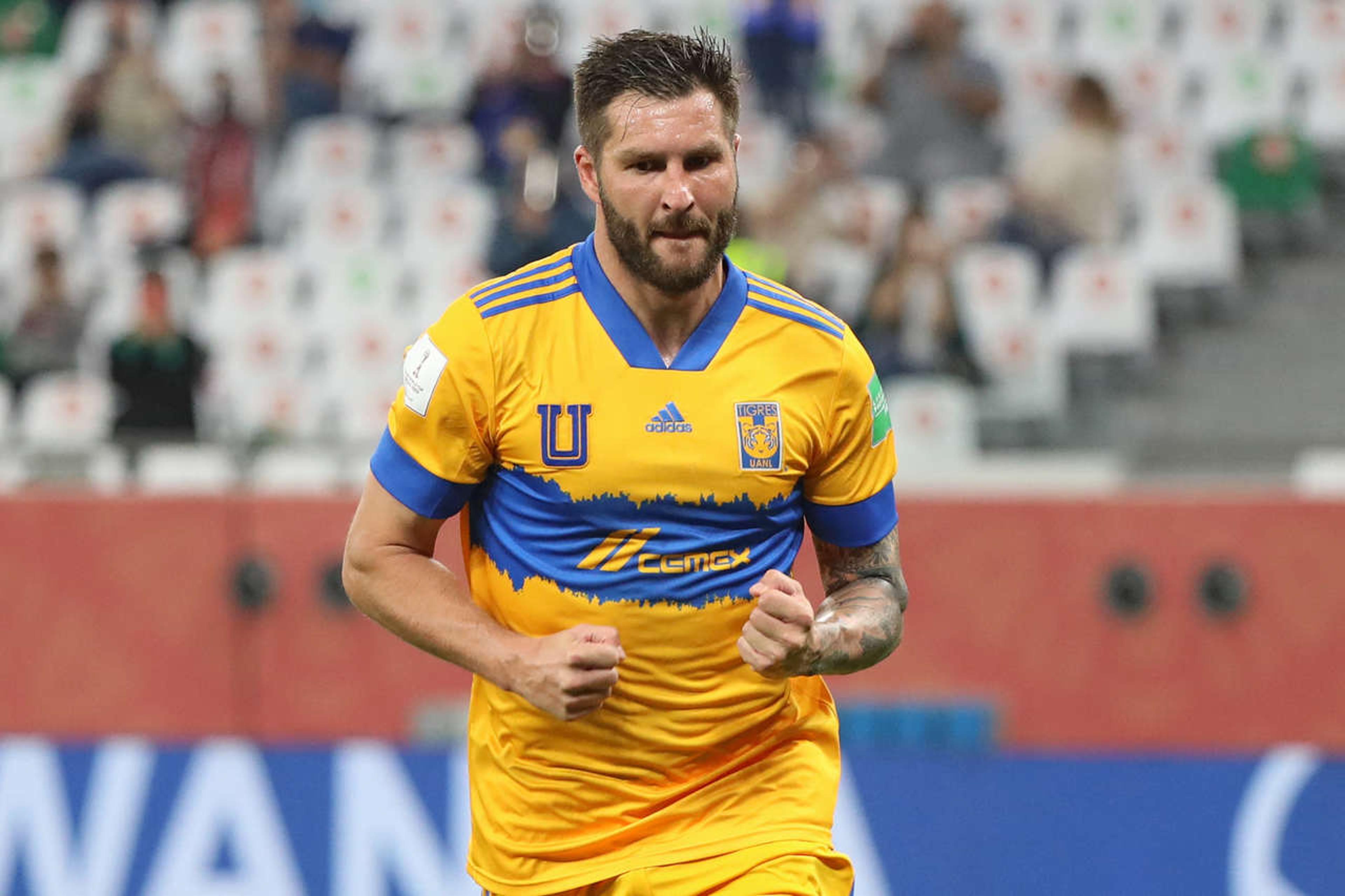 Atacante do Tigres, Gignac provoca Marcos e Palmeiras em rede social; ex-goleiro responde