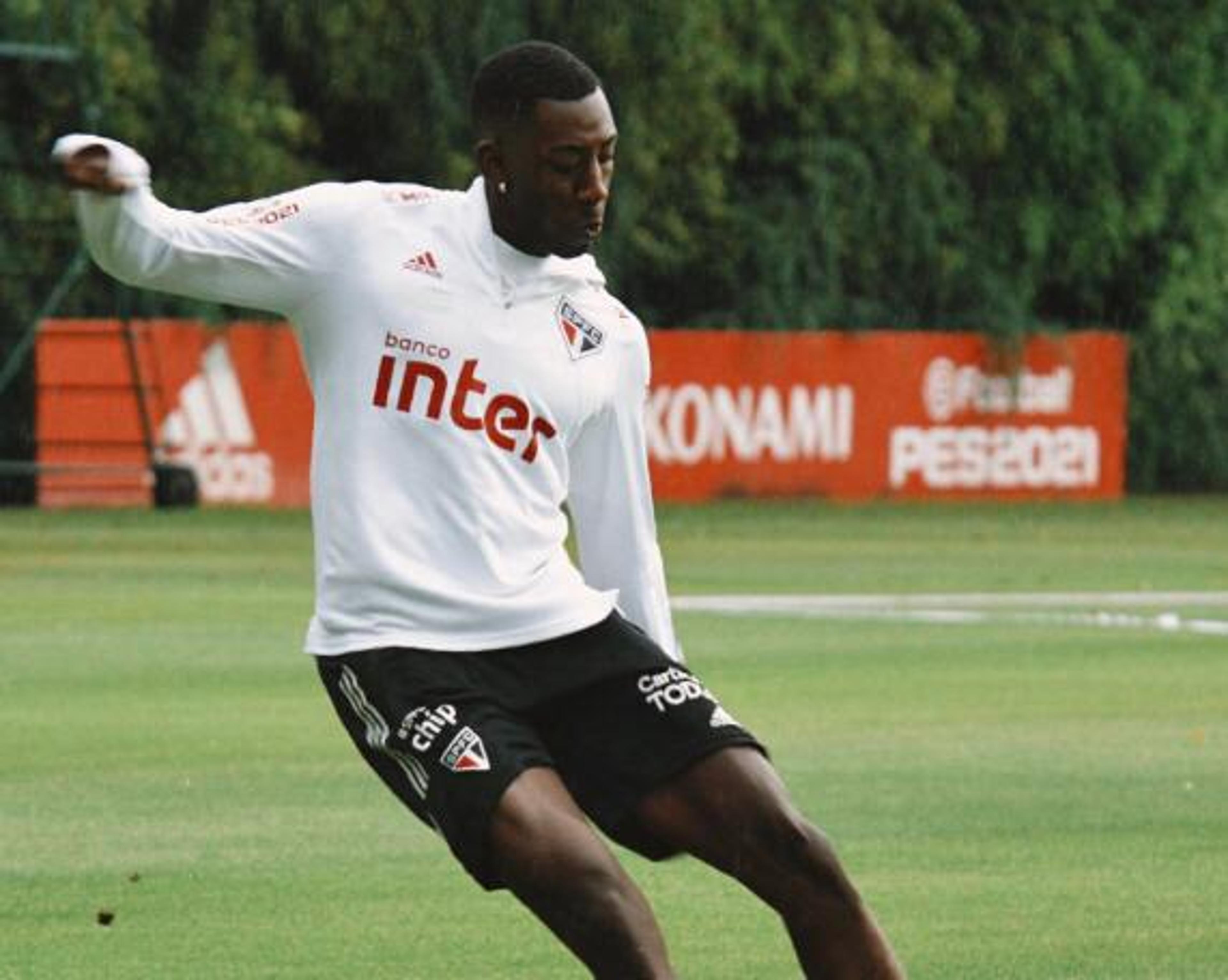 Lembra dele? Ex-São Paulo, Gonzalo Carneiro já tem novo clube