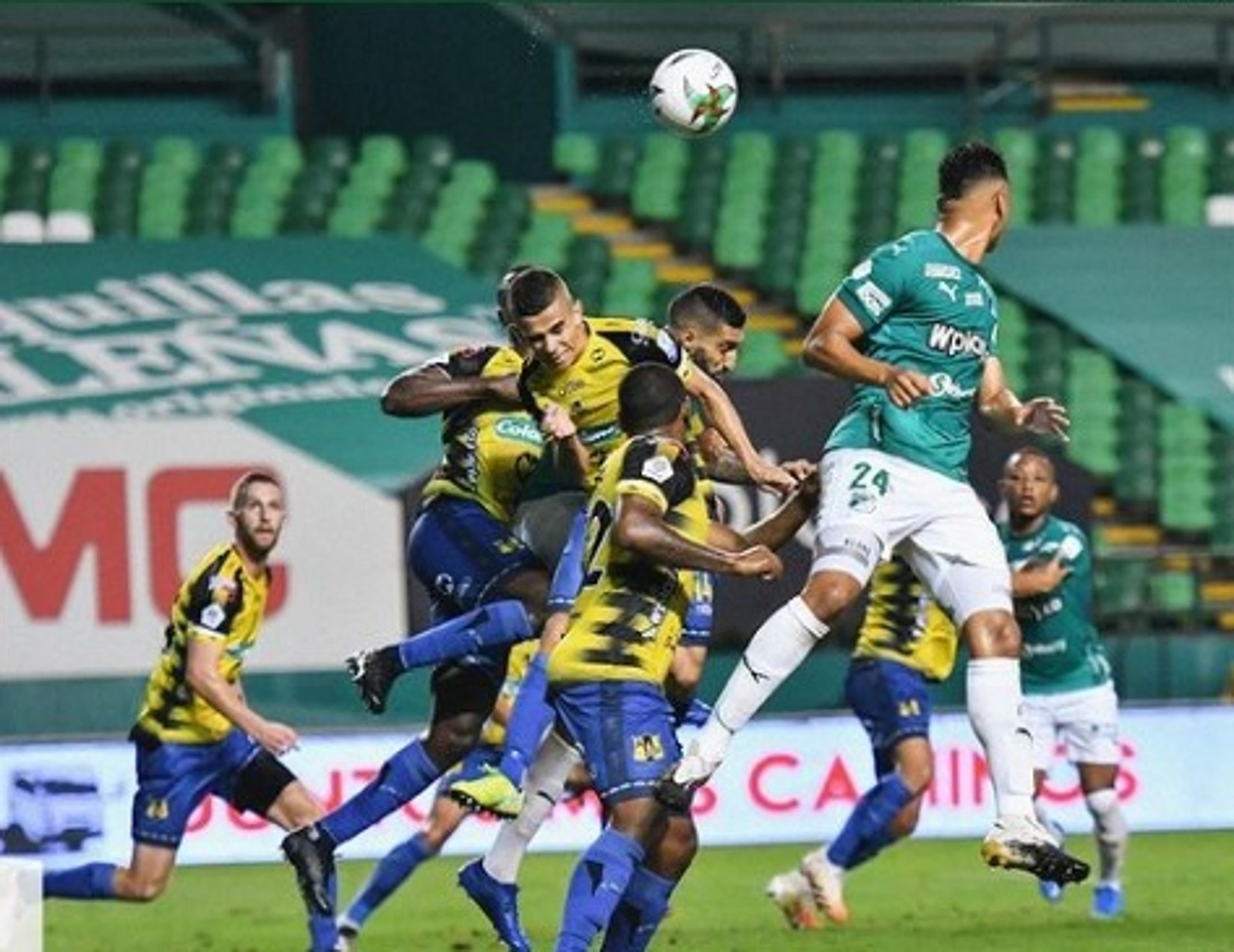 Colombiano: Líder, Deportivo Cali escapa de revés nos acréscimos