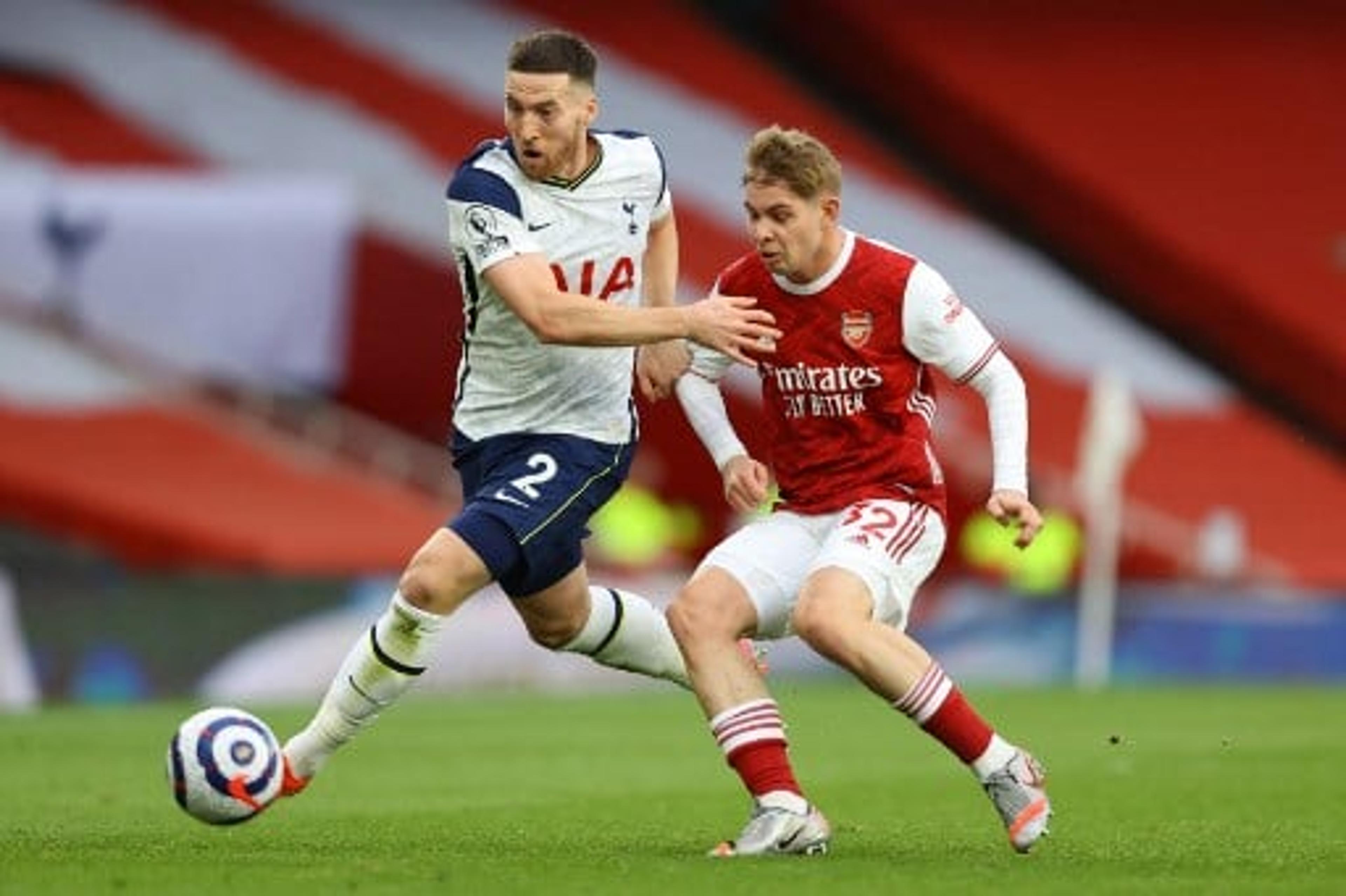 Arsenal consegue virada e vence o Tottenham pelo Inglês