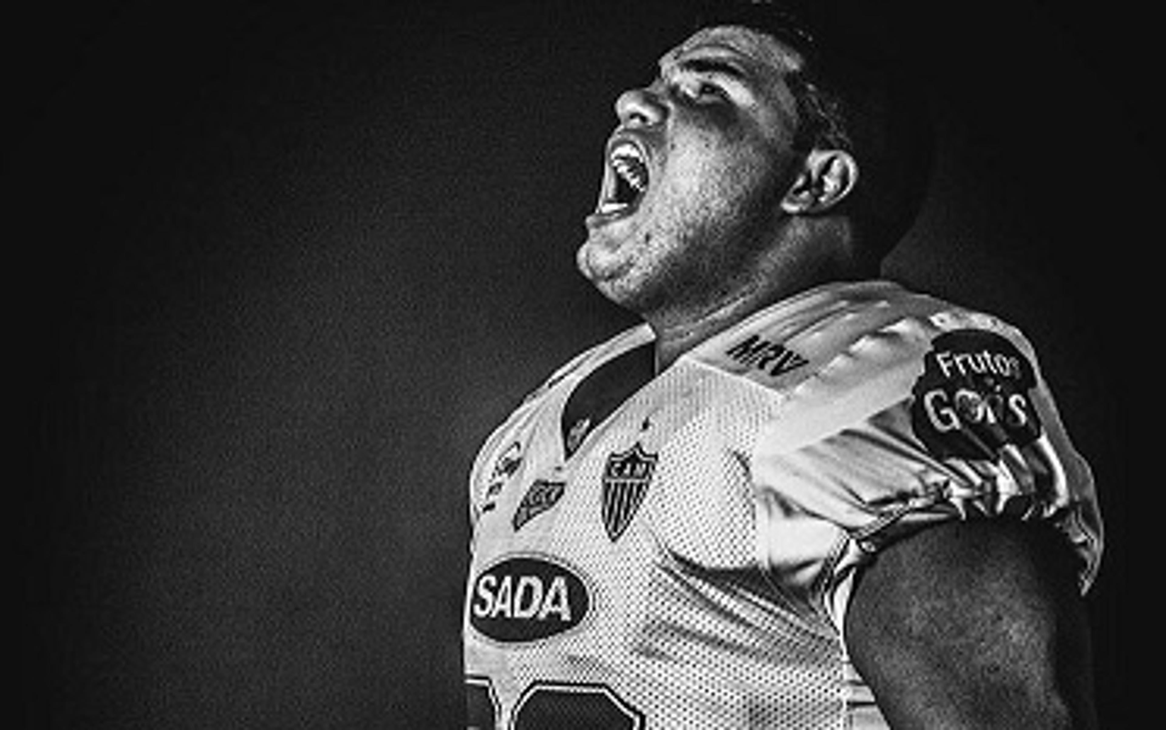 Perfil da NFL no Brasil parabeniza o Atlético-MG e cita Duzão, que saiu do Galo FA para os Dolphins