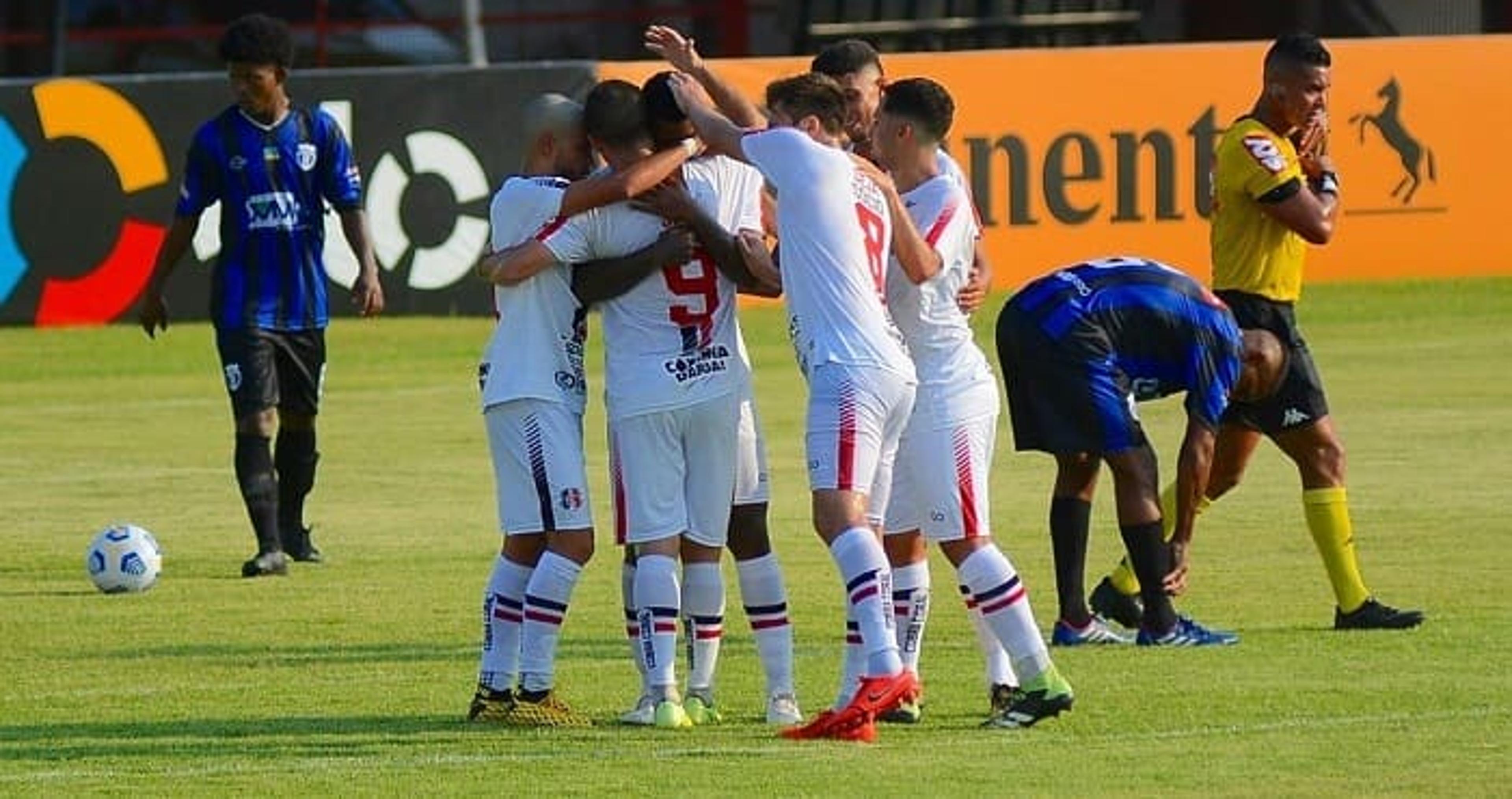 Santa Cruz se impõe e se classifica com goleada para segunda fase da Copa do Brasil