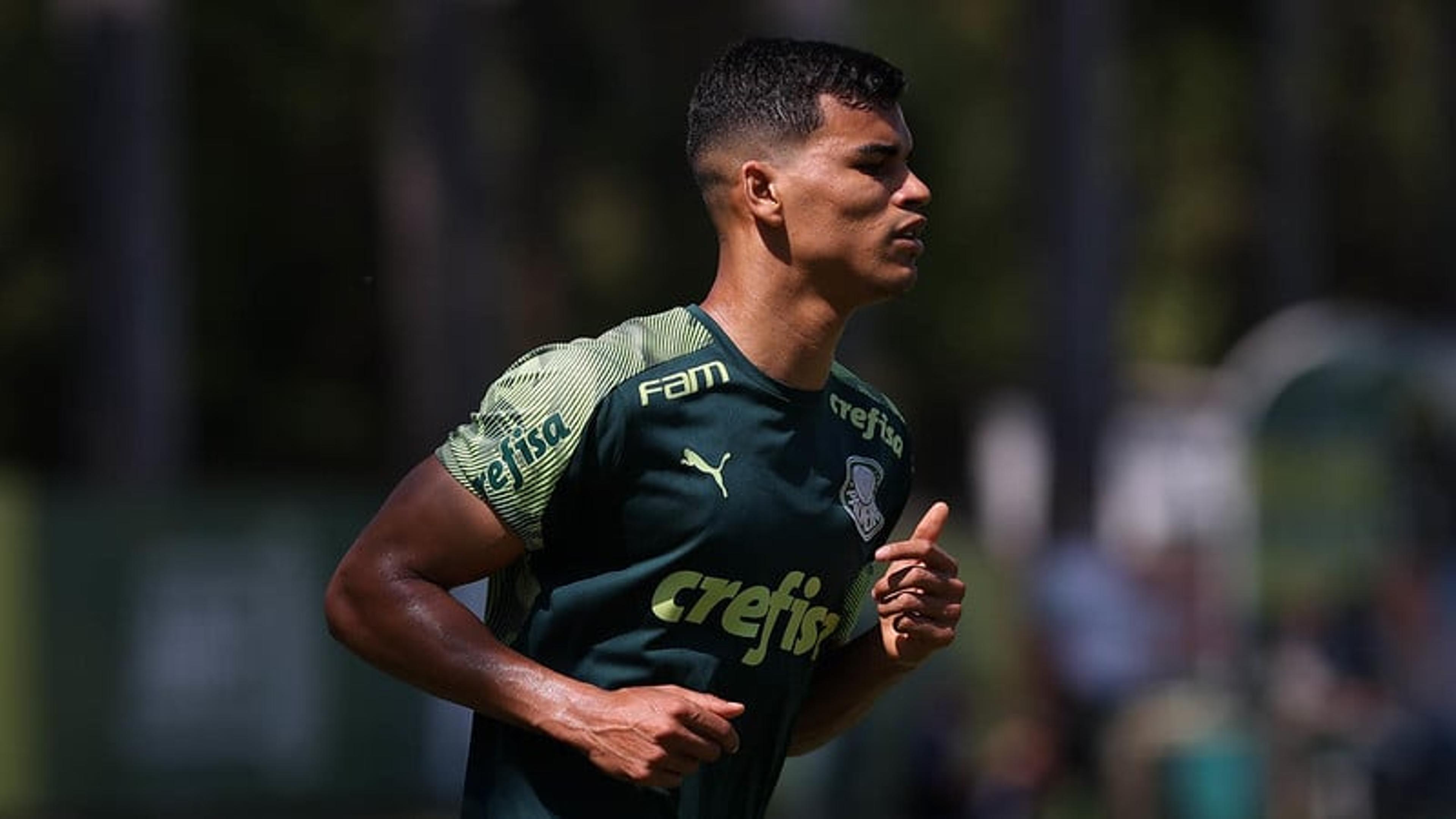 Danilo Barbosa tem acordo e é esperado no Rio para assinar com o Botafogo