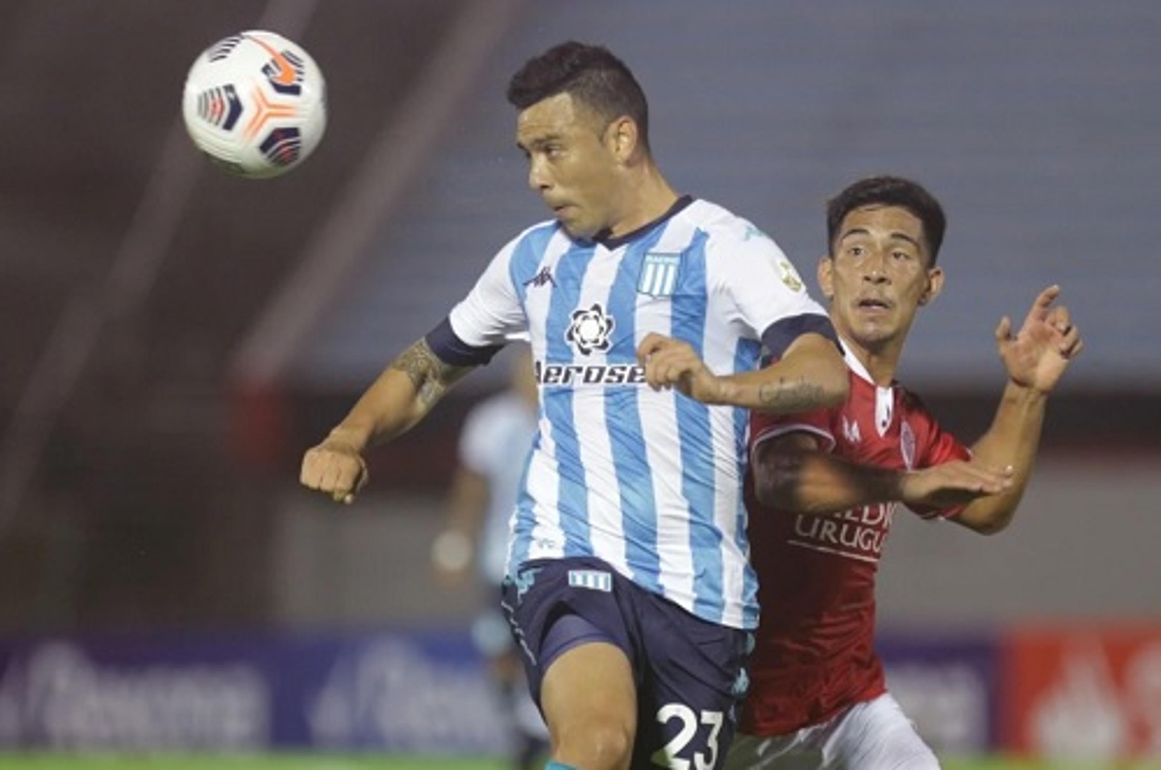 Libertadores: Racing arranca empate no fim do jogo contra o Rentistas