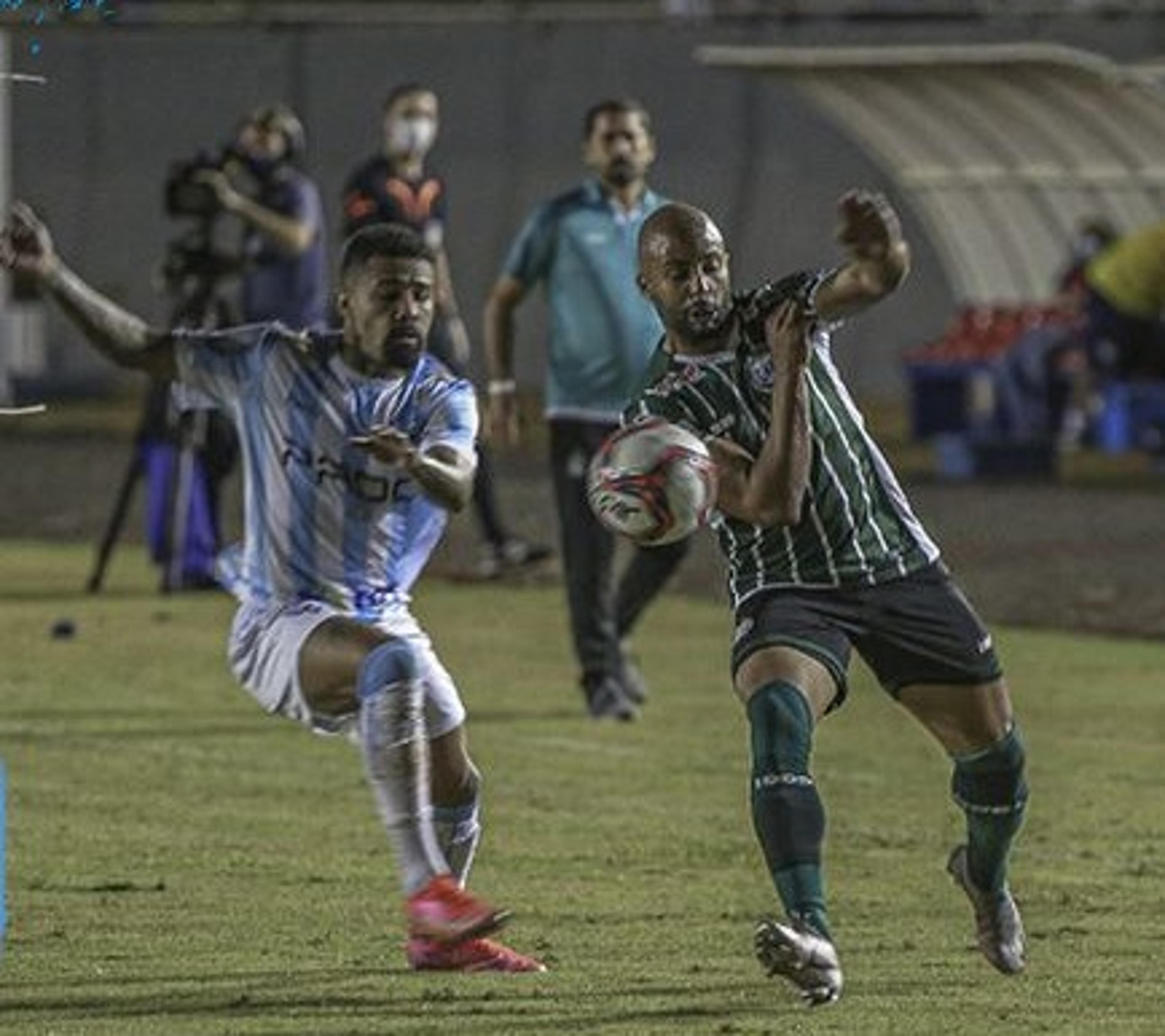 Paranaense: Athletico tropeça e Coritiba perde mais uma vez