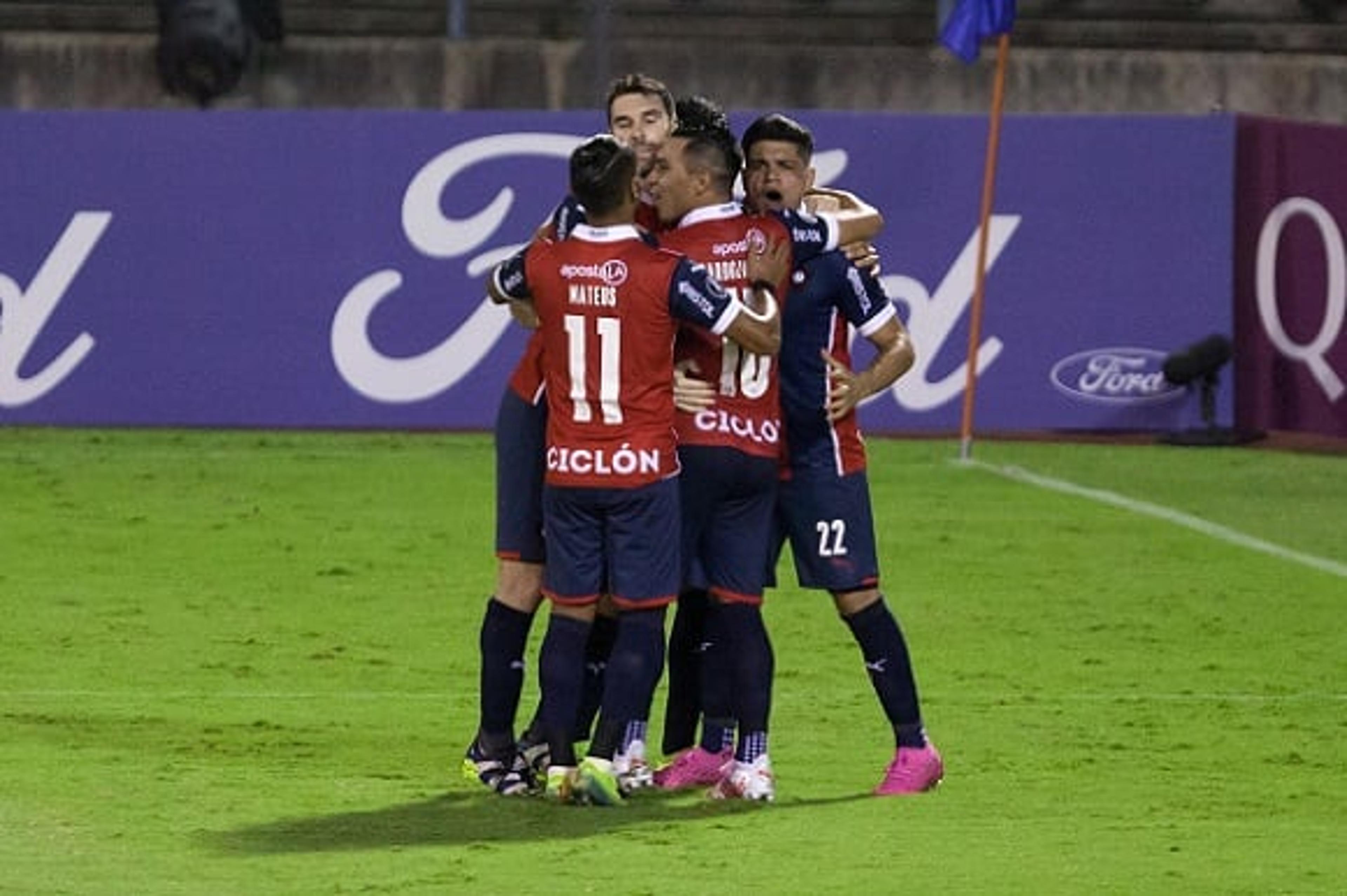 Pelo grupo do Atlético-MG, Cerro Porteño vence o La Guaira