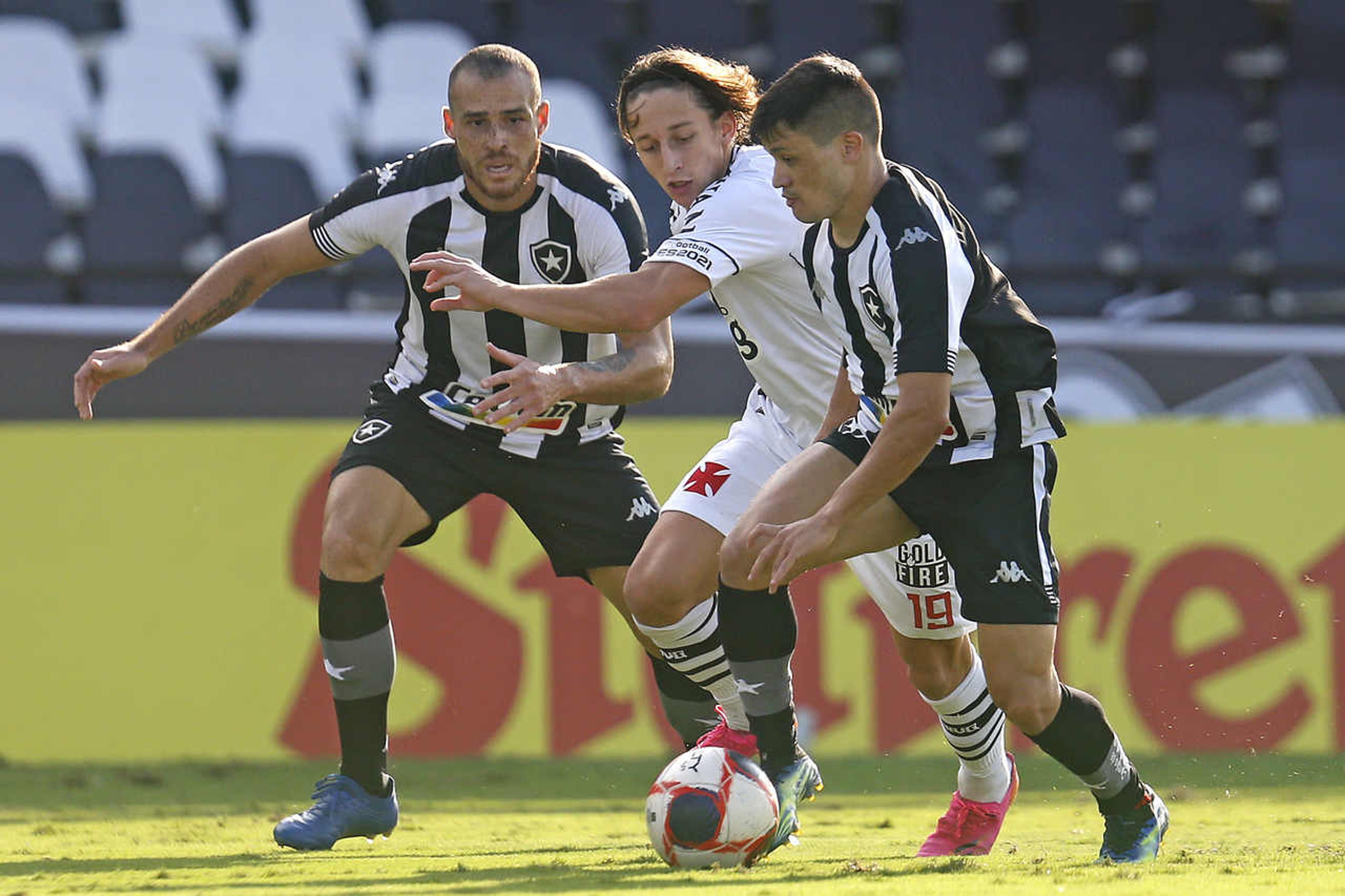 Vasco perde no tempo regulamentar, mas vence o Botafogo nos pênaltis e conquista a Taça Rio