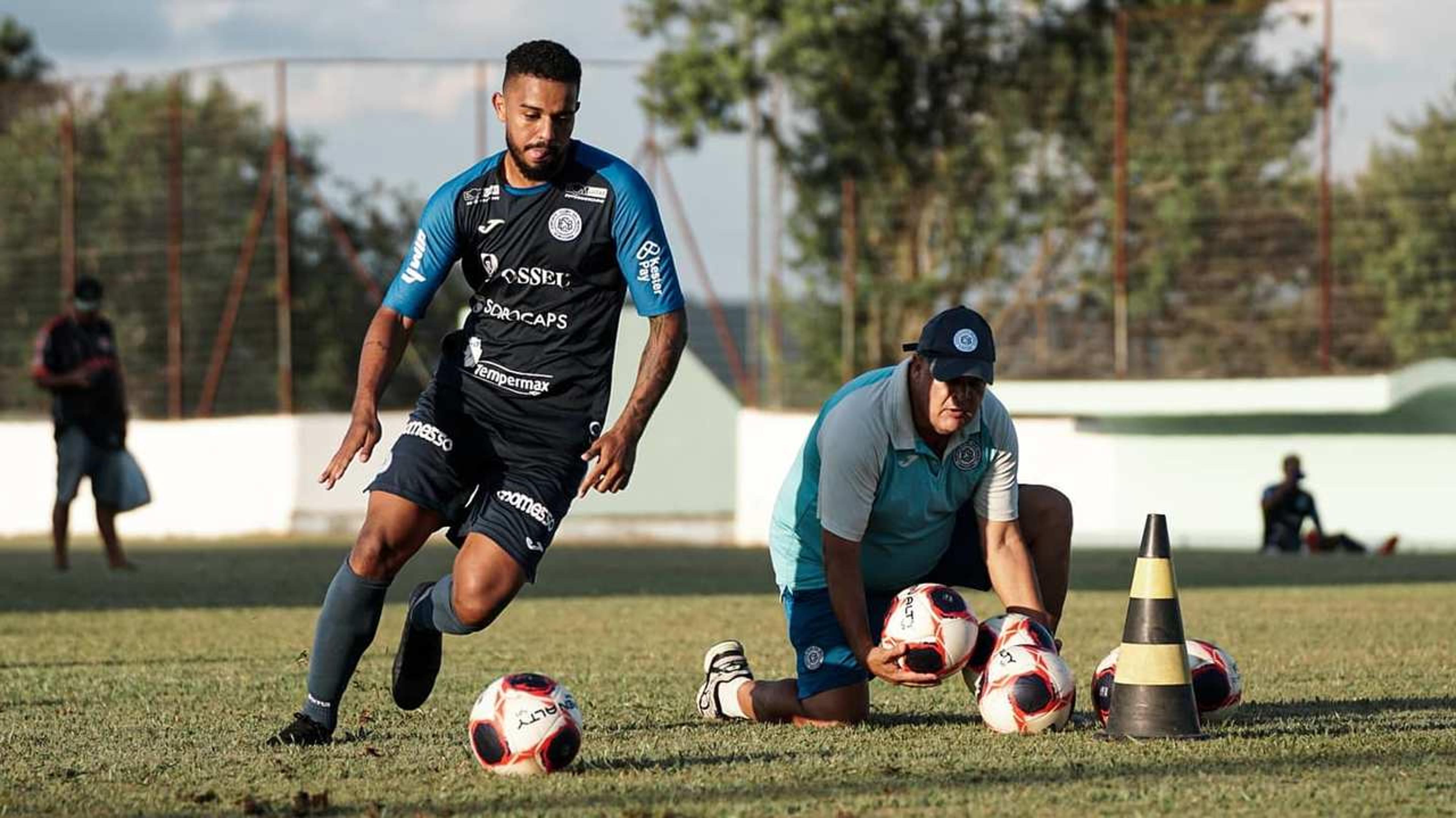 Atacante do Bahia retorna do São Bento e recebe sondagens de clubes no Brasil e em Portugal