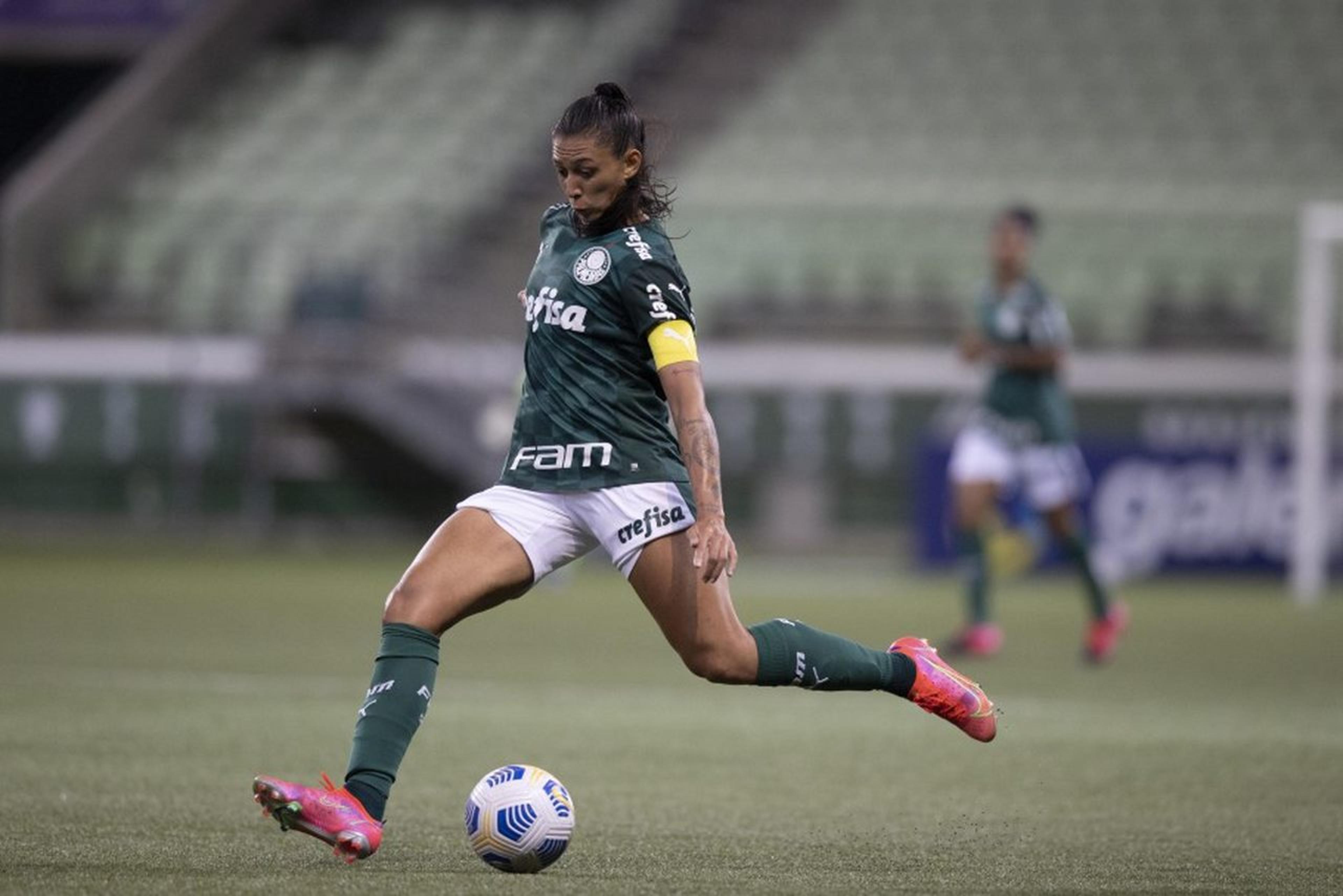 Bia Zaneratto lamenta chances perdidas pelo Palmeiras na final da Libertadores Feminina