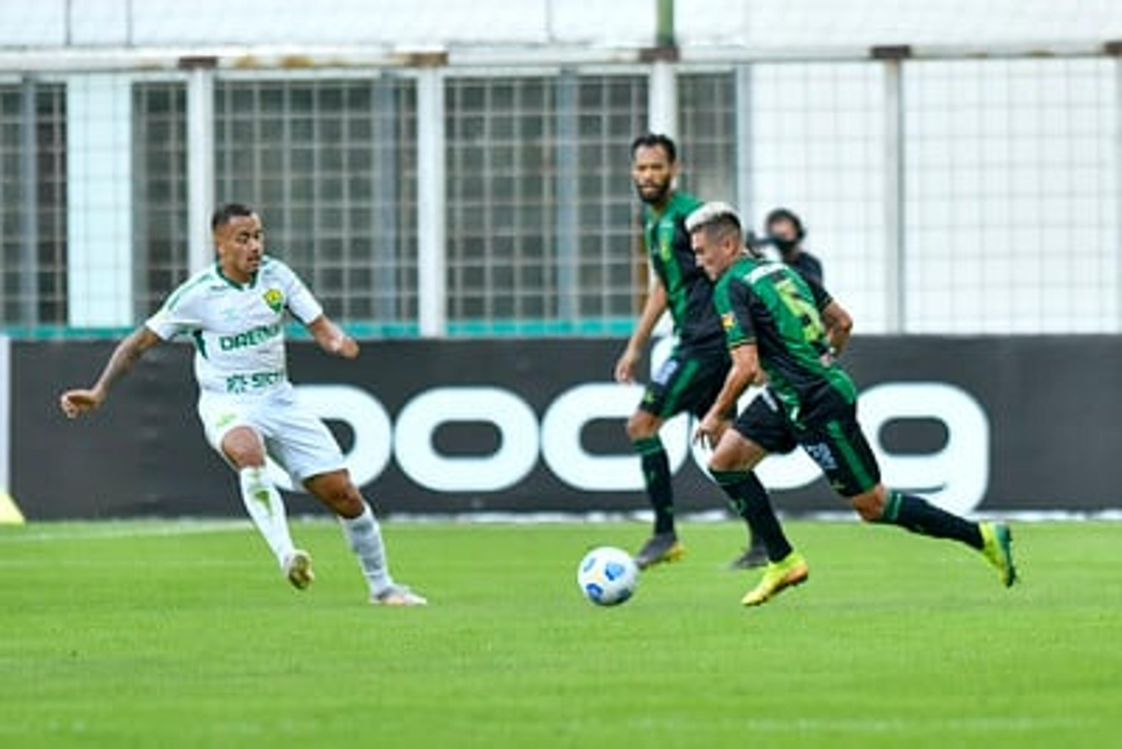 Cuiabá x América-MG. Onde assistir, prováveis times e desfalques