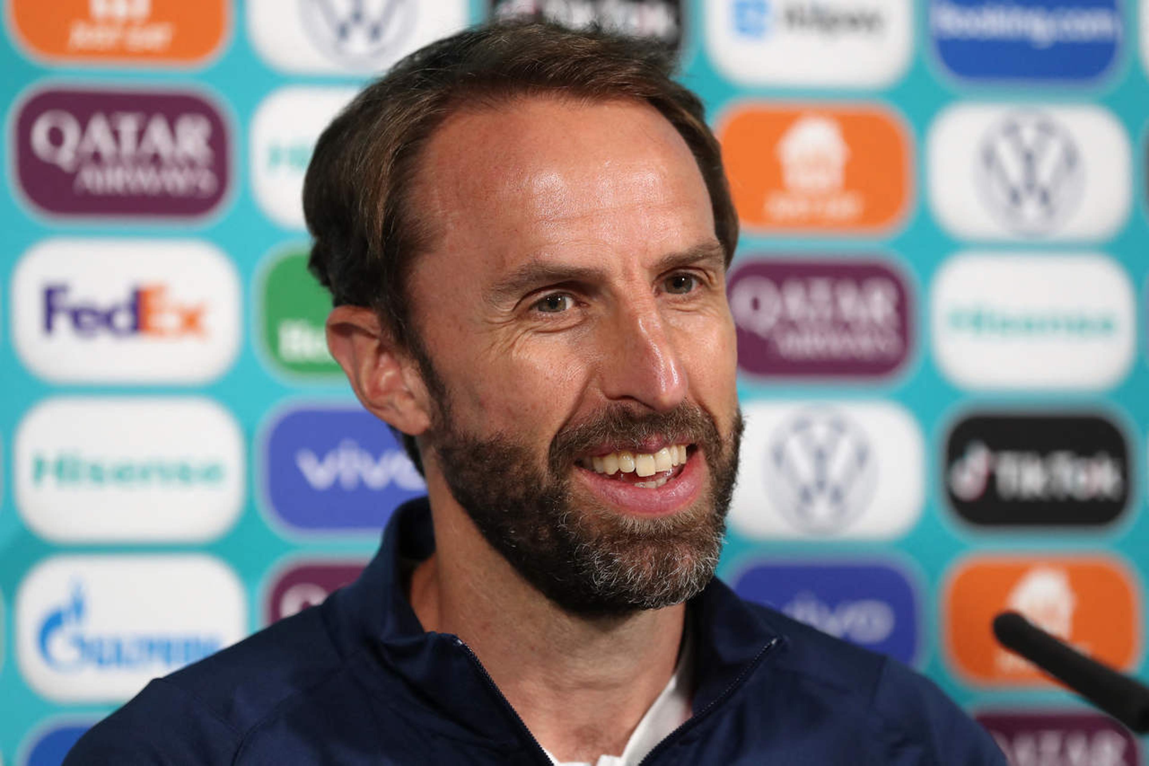 Gareth Southgate renova contrato com a Inglaterra por três anos