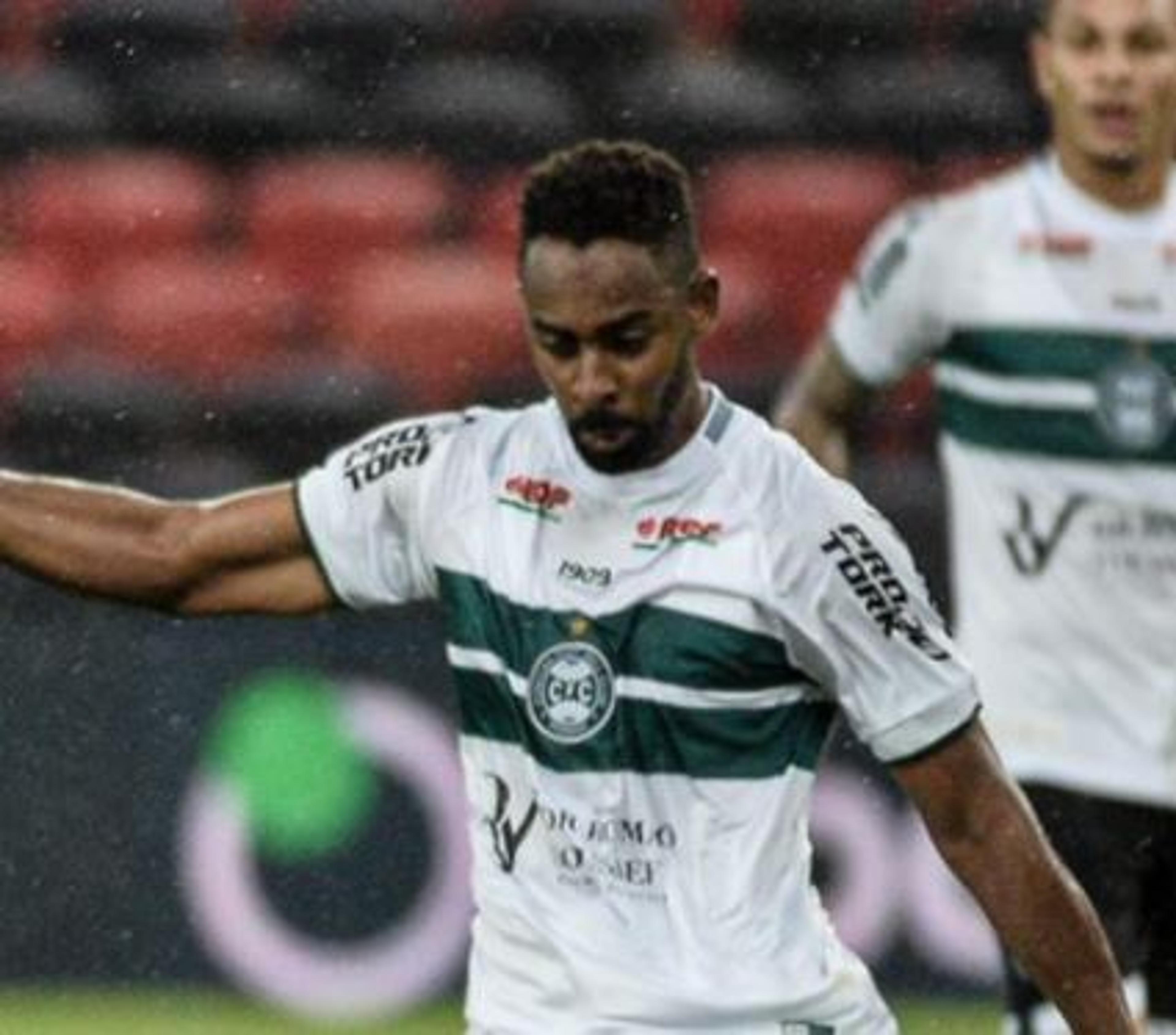 Lei do ex: Zagueiro Wellington Carvalho reencontra o CRB nesta quinta-feira