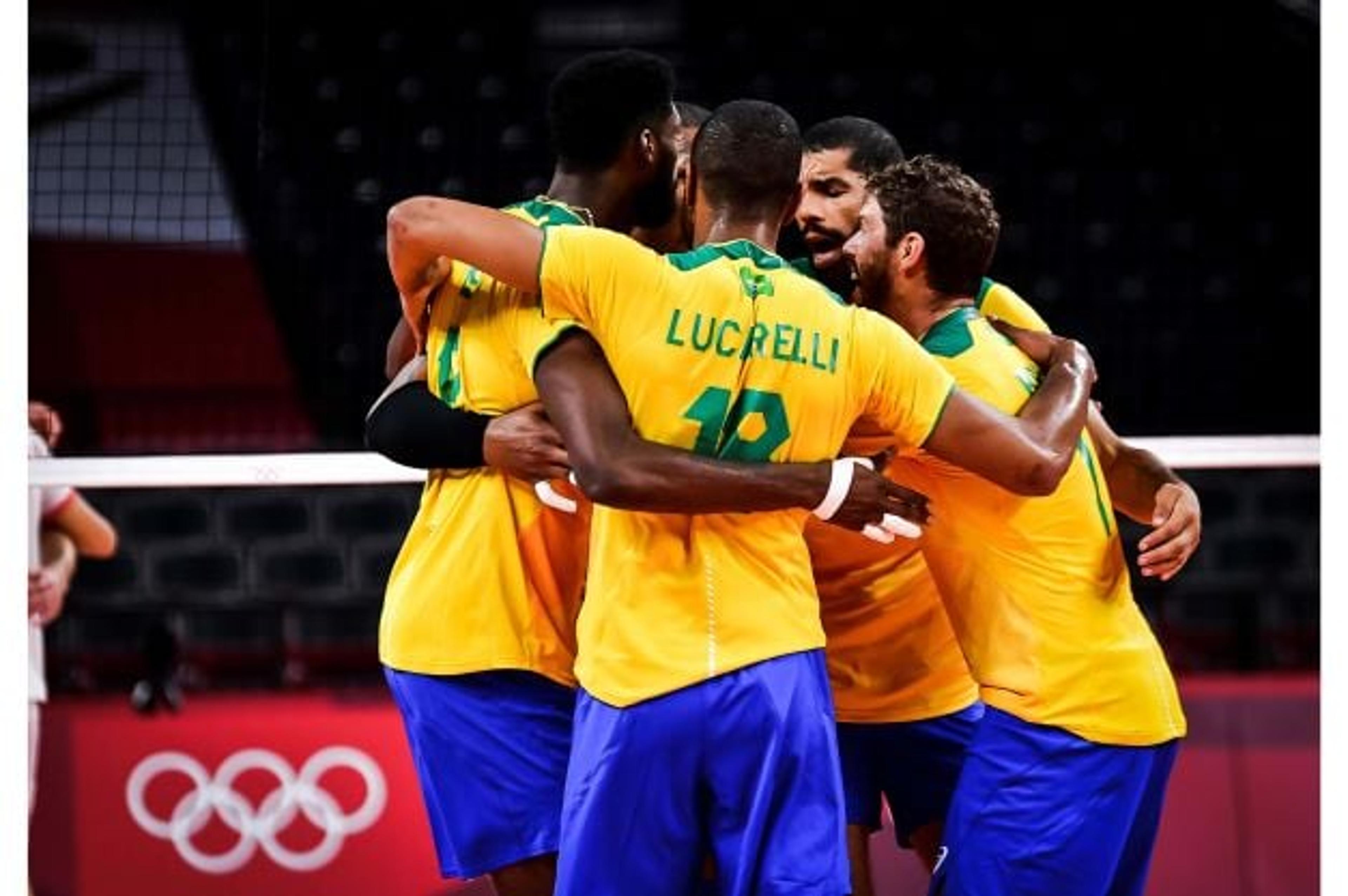 Brasil oscila, Douglas entra, time melhora e bate a Tunísia na estreia do vôlei nos Jogos Olímpicos