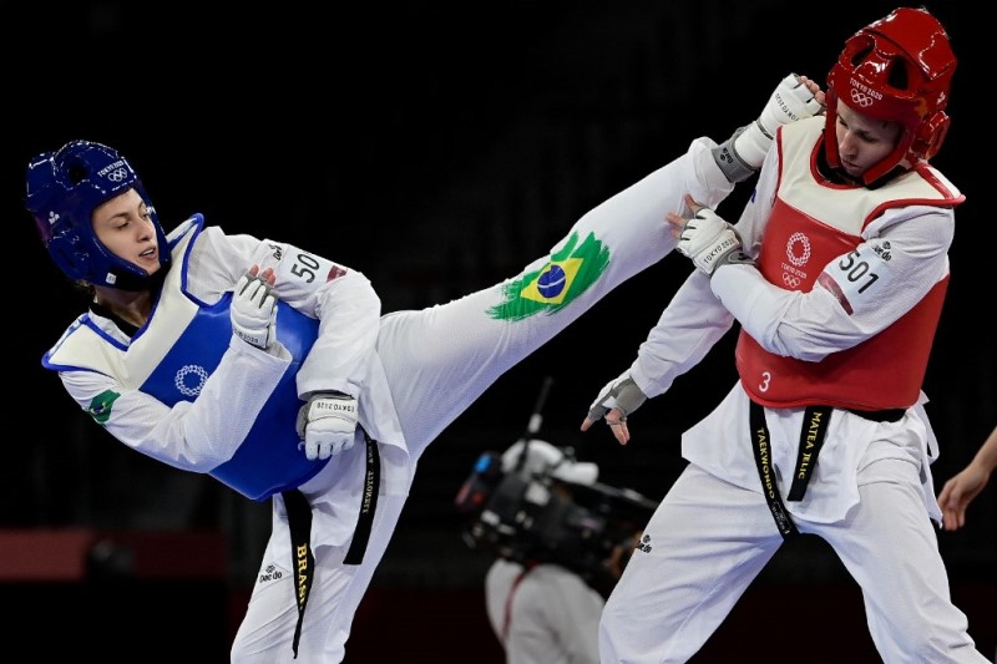 Milena Titoneli perde disputa pelo bronze na repescagem no taekwondo nos Jogos Olímpicos de Tóquio