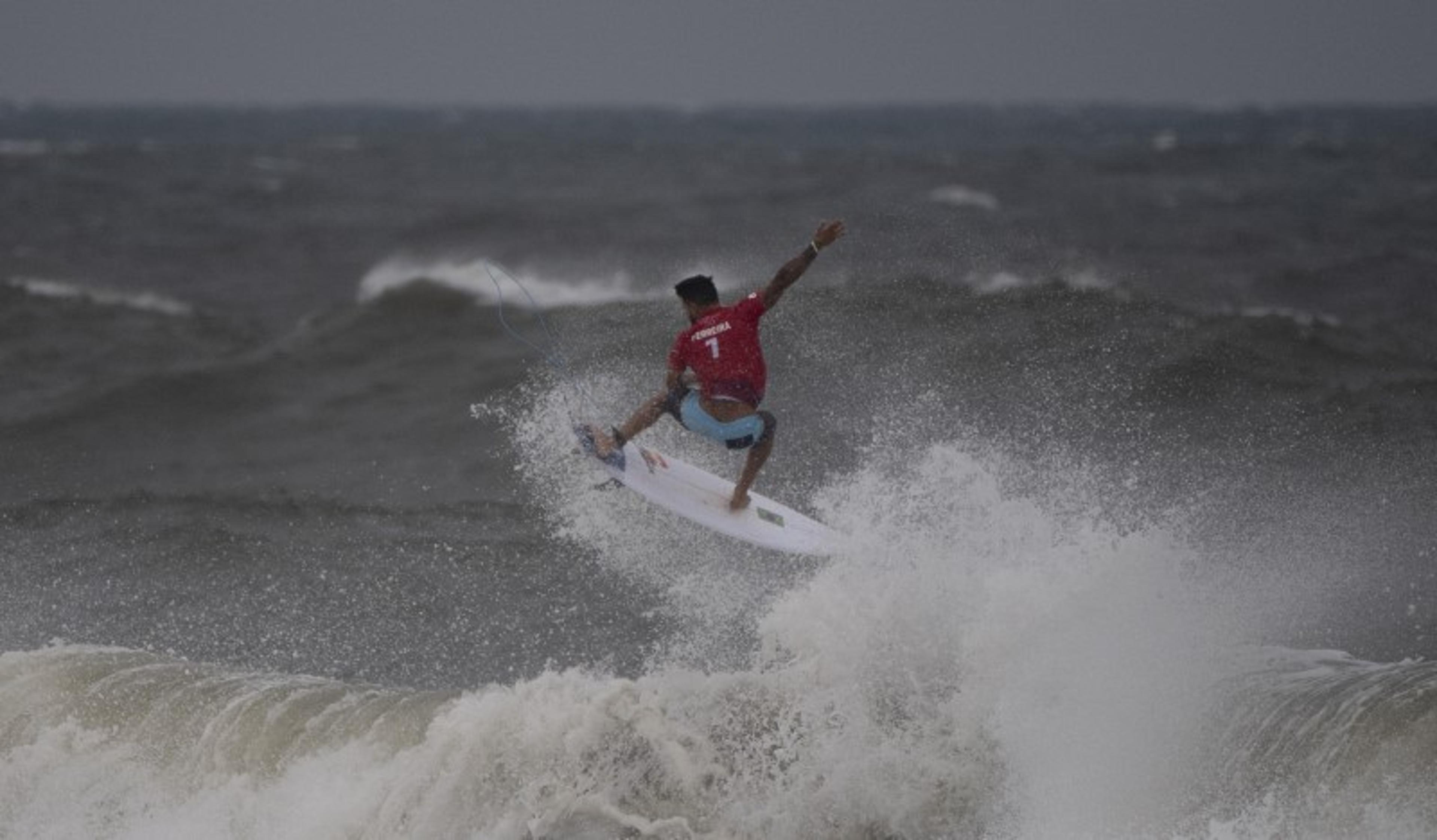 Ítalo Ferreira é eliminado em Sunset Beach, e Brasil tem apenas um representante nas quartas