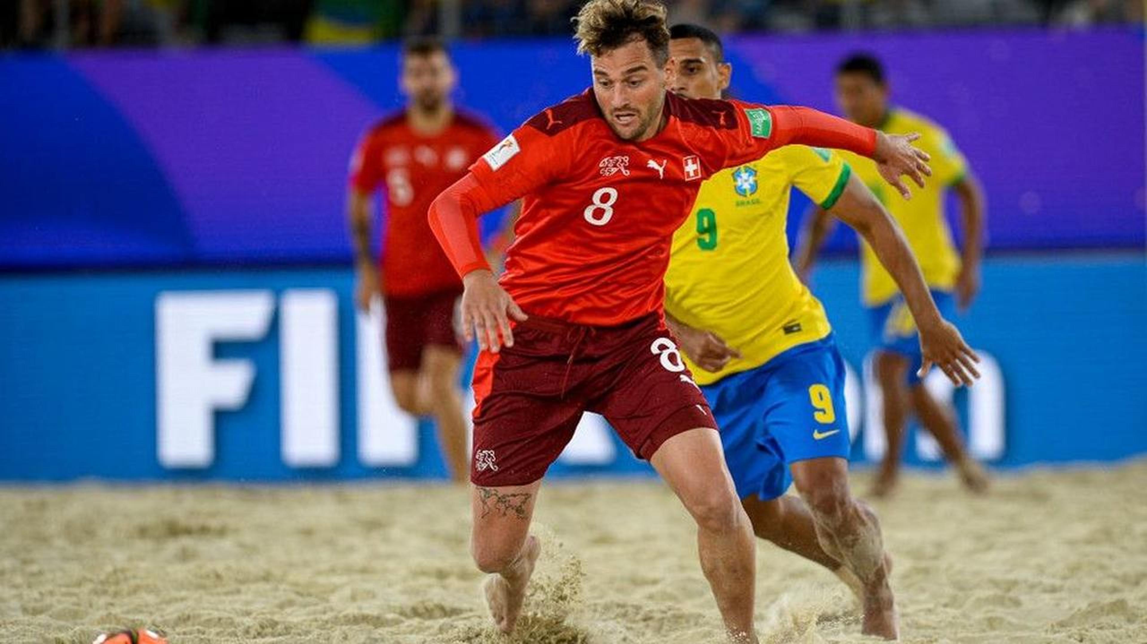 Brasil sofre empate no fim e perde nos pênaltis para Suíça em estreia no Mundial de Futebol de Areia