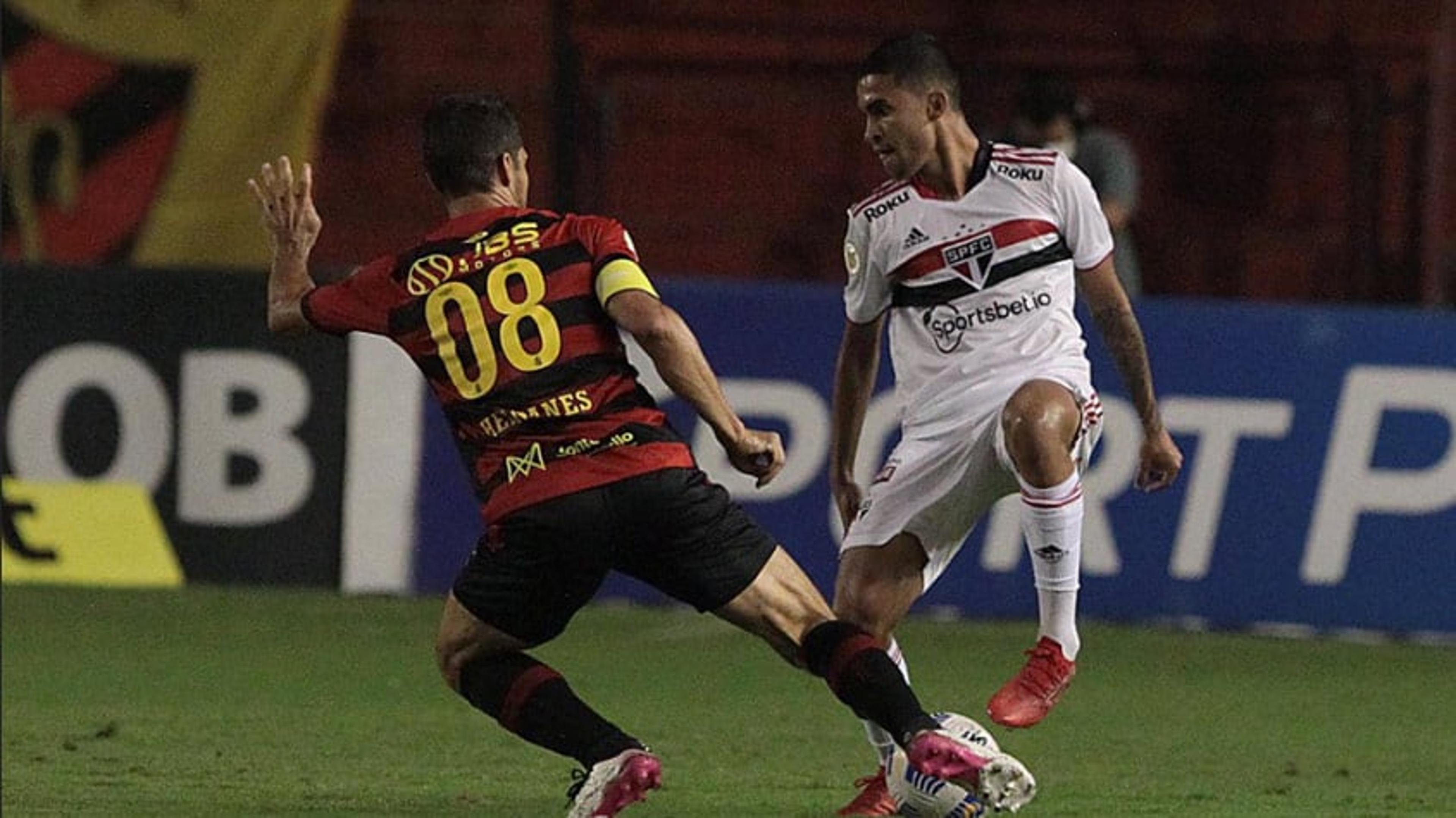 São Paulo x Sport: prováveis escalações, desfalques e onde assistir