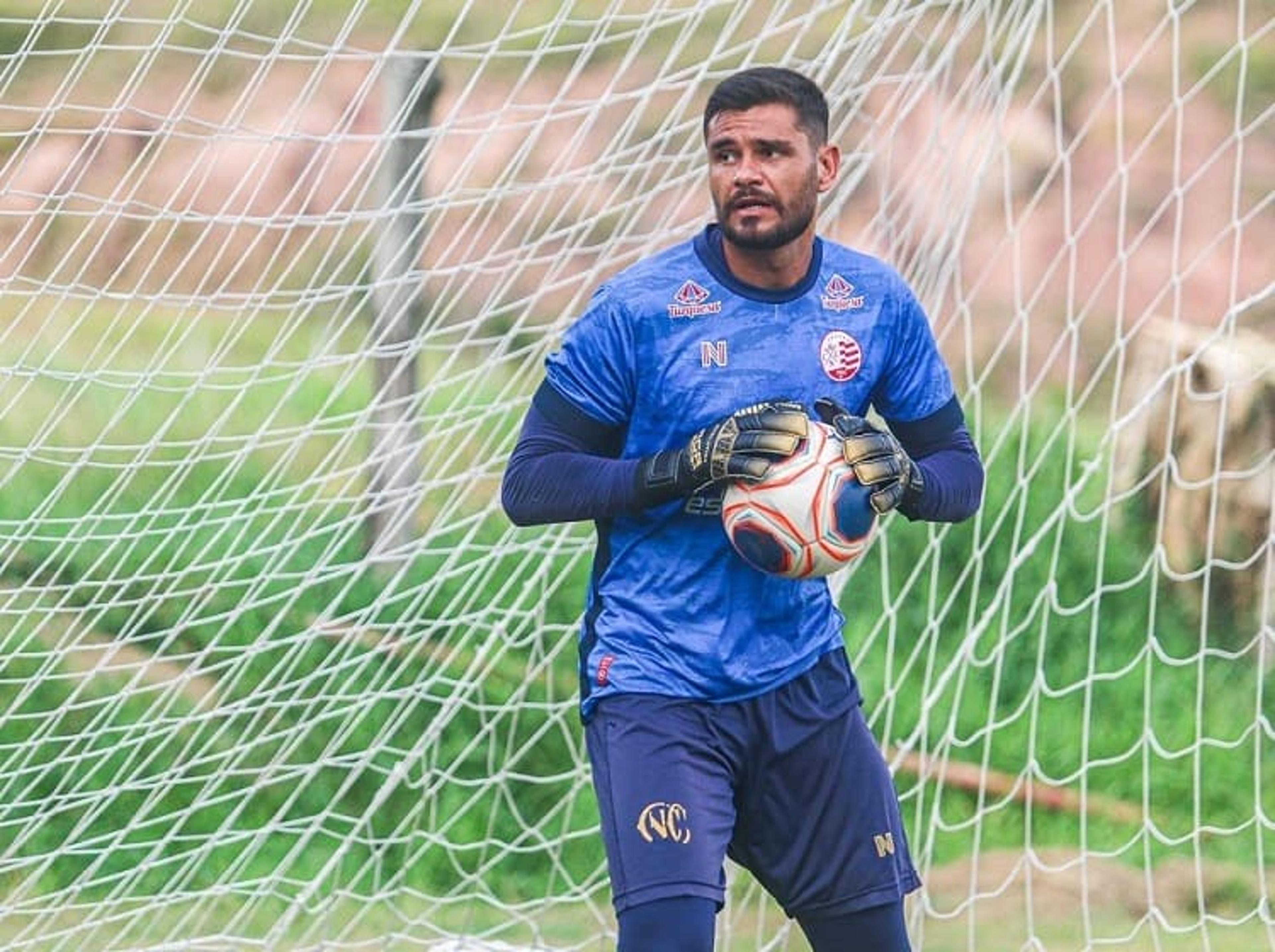 Titular na estreia de Marcelo Chamusca, Alex Alves será mantido no gol do Náutico