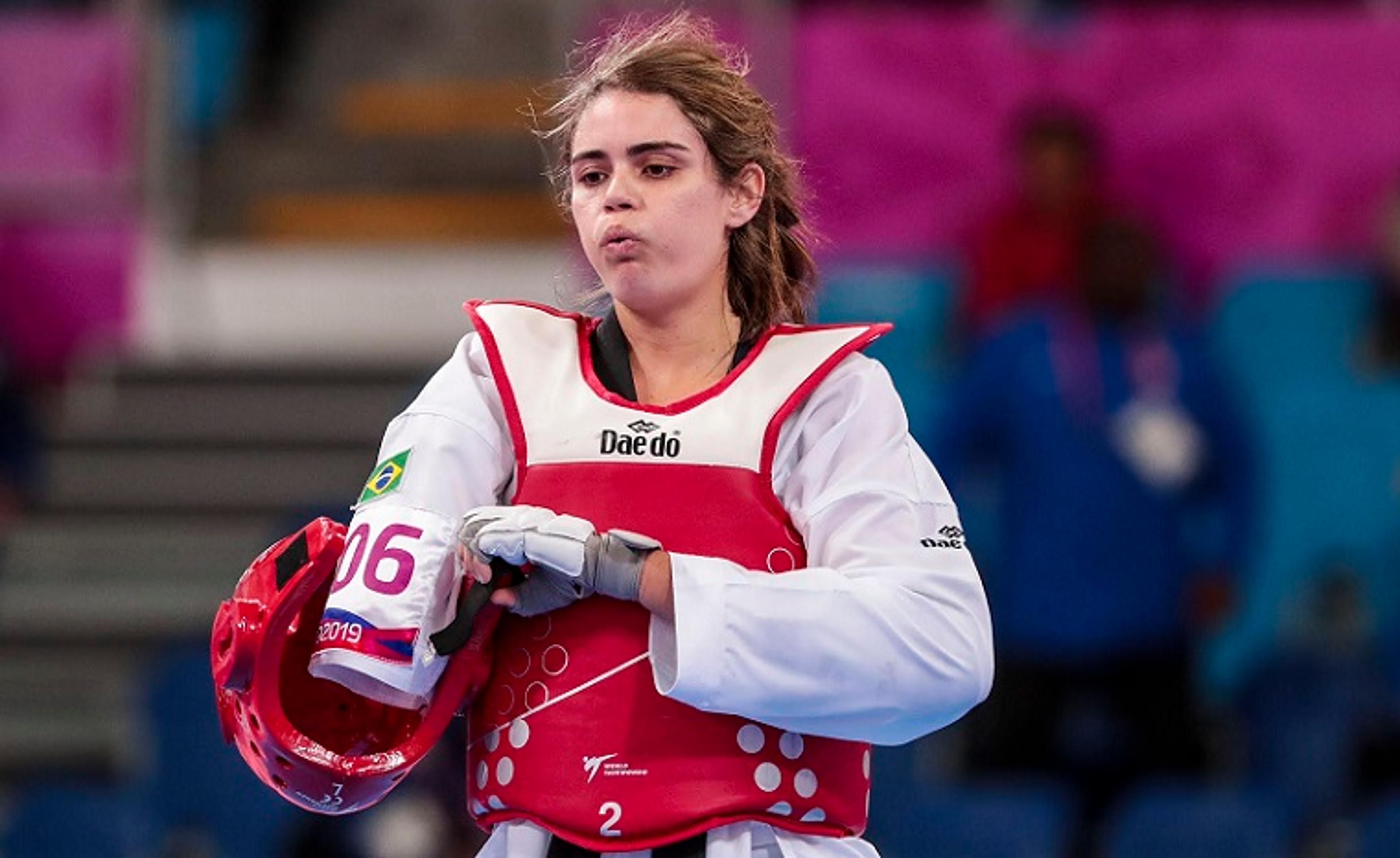 Silvana Fernandes avança às semis do taekwondo nas Paralimpíadas