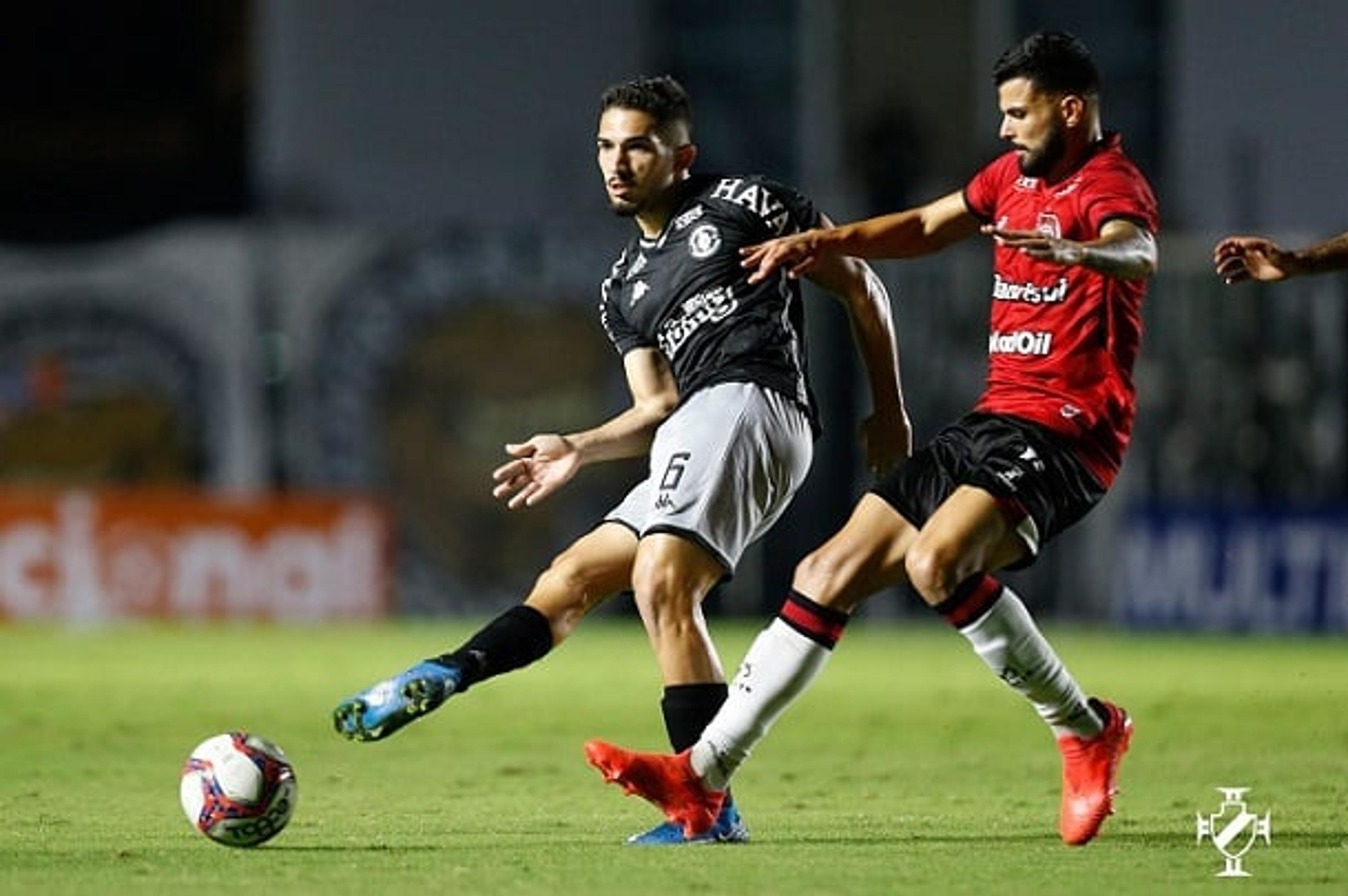 Vasco tropeça em erros e só empata com o Brasil de Pelotas em São Januário pela Série B