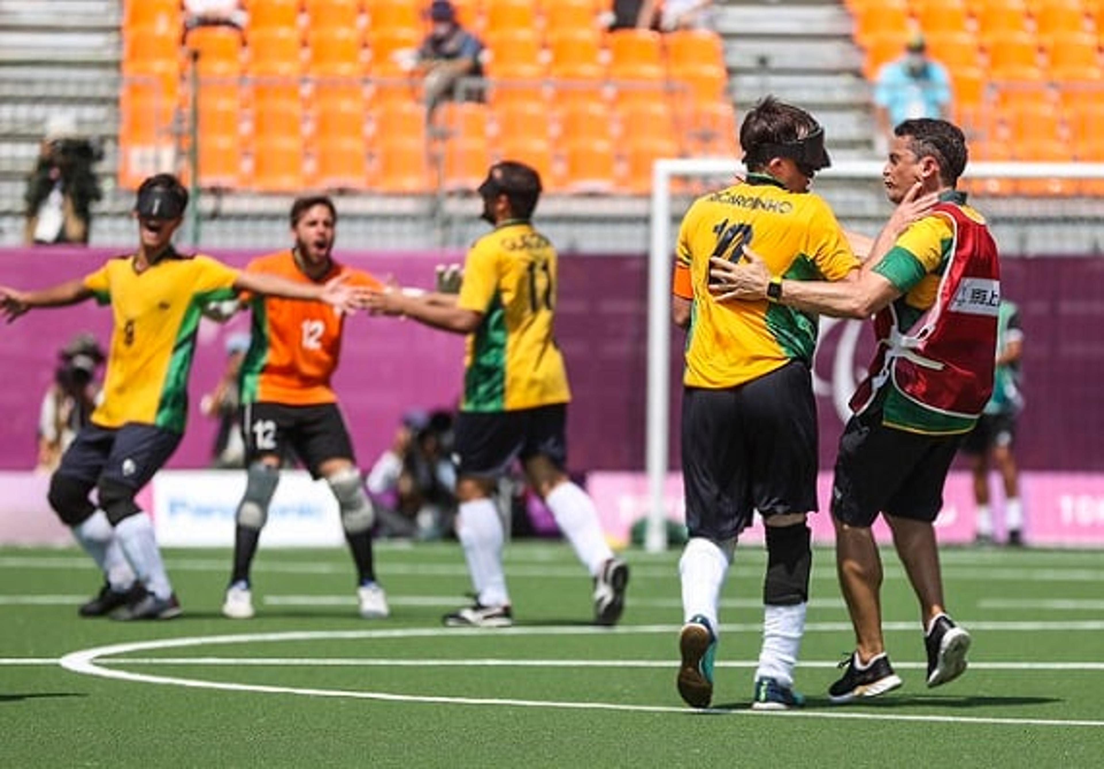 É penta! Brasil bate a Argentina na final e leva a medalha de ouro no futebol de cinco nas Paralimpíadas