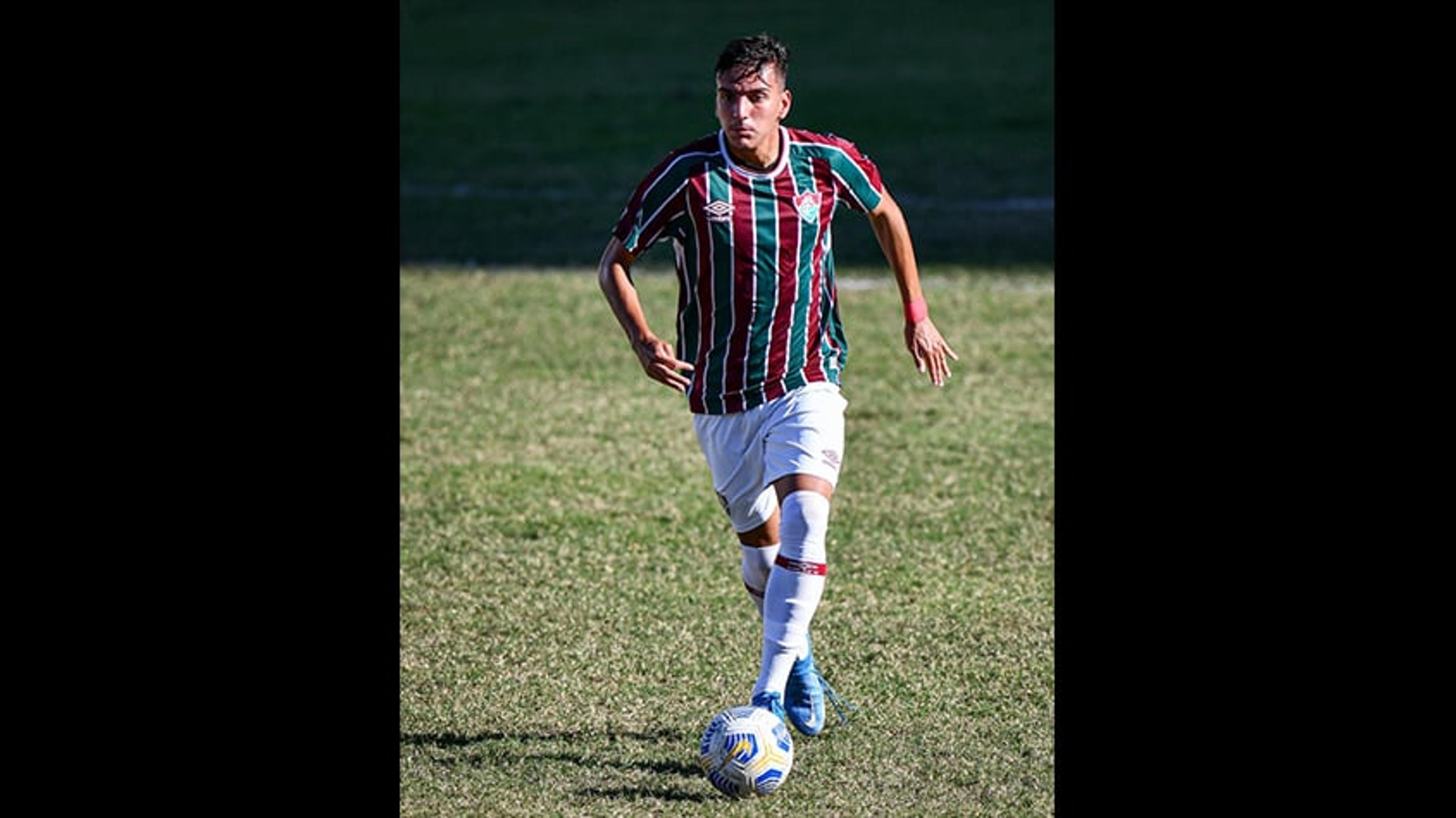 André Damaceno, do Fluminense sub-20, comenta atuação e projeta clássico: ‘Em busca da classificação’