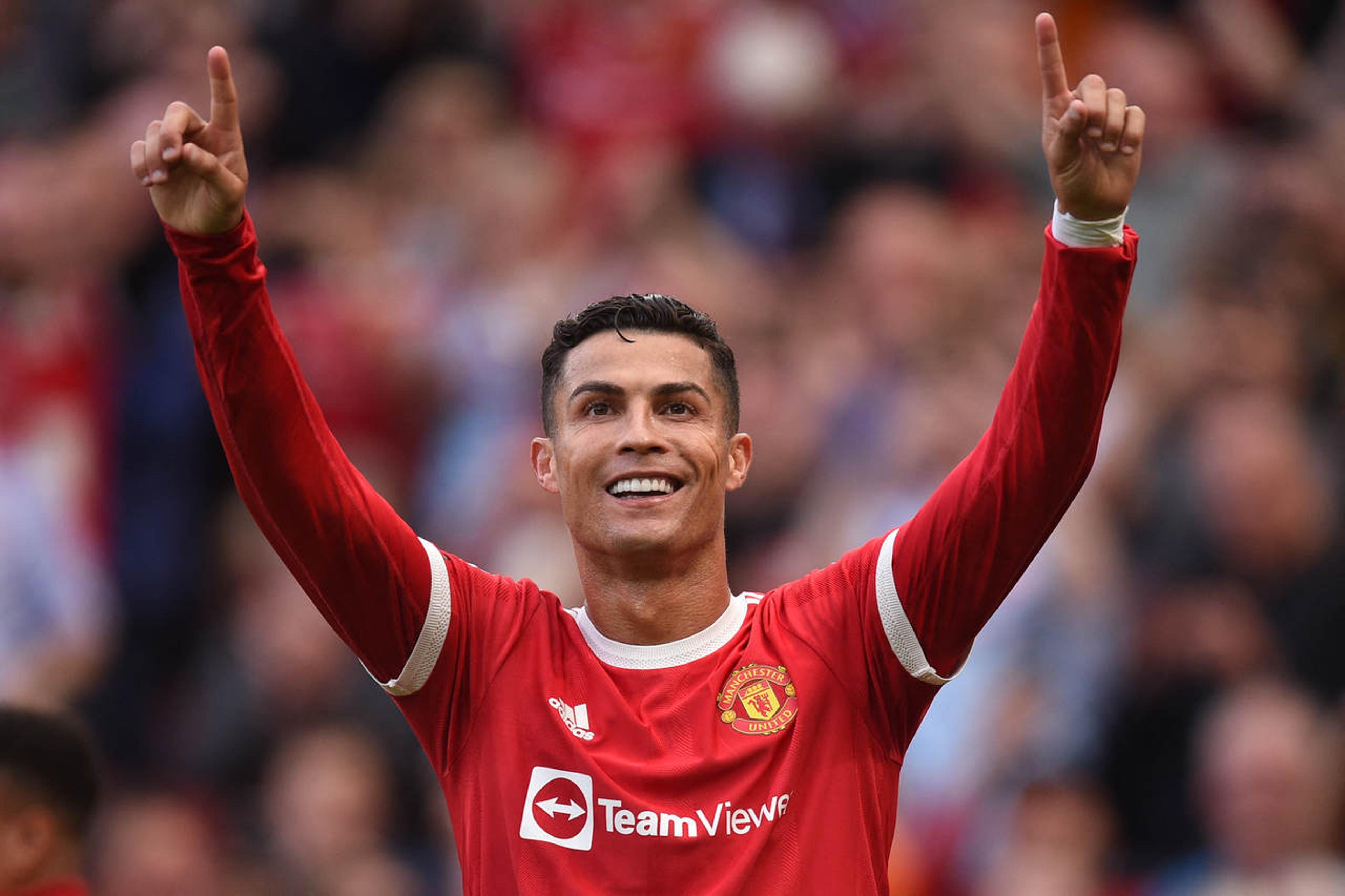 Cristiano Ronaldo marca, e Manchester United vence o Burnley no Campeonato Inglês