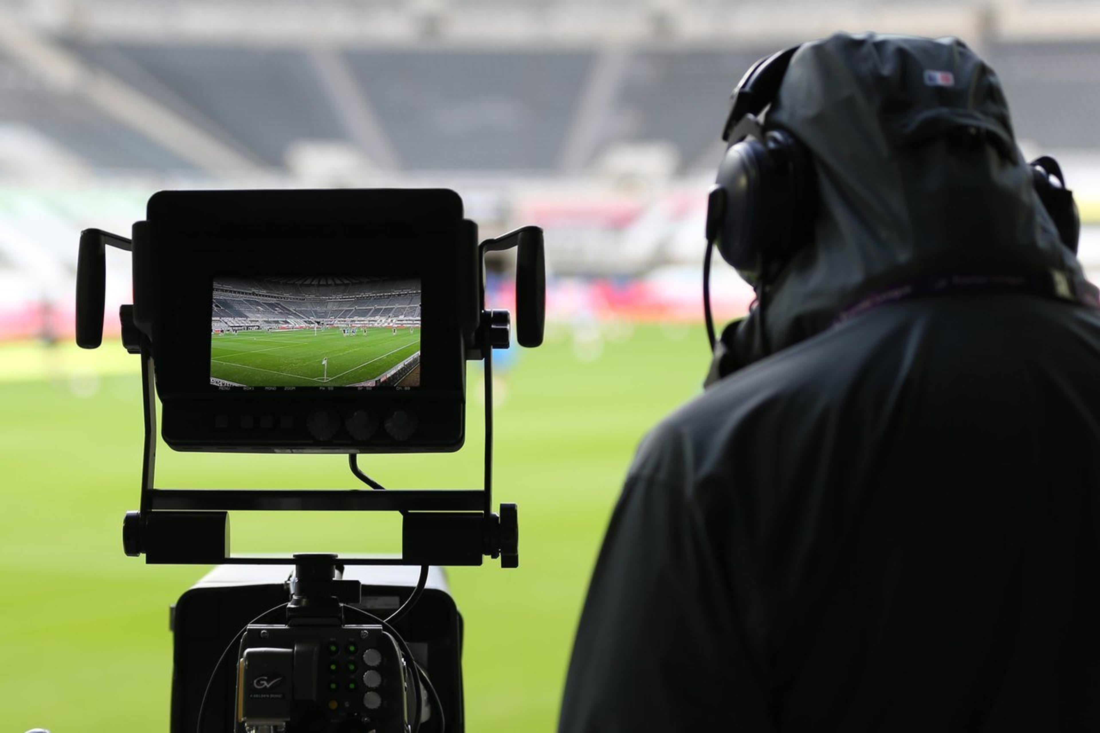 TV aberta, fechada e streaming: onde assistir aos principais campeonatos de futebol em 2024?