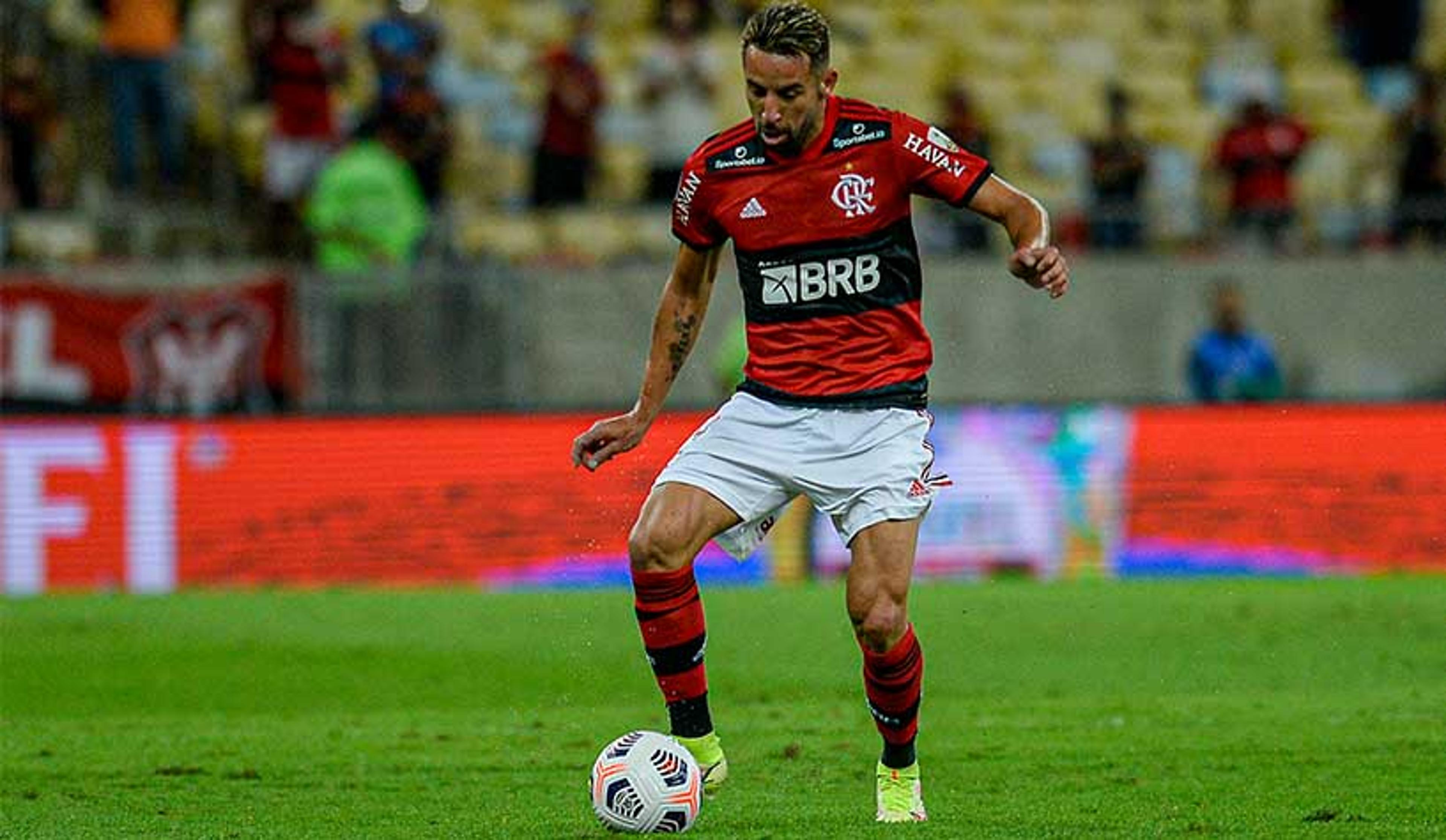 Bicampeão da Copa América, Isla quer ganhar com o Flamengo a sua primeira Libertadores