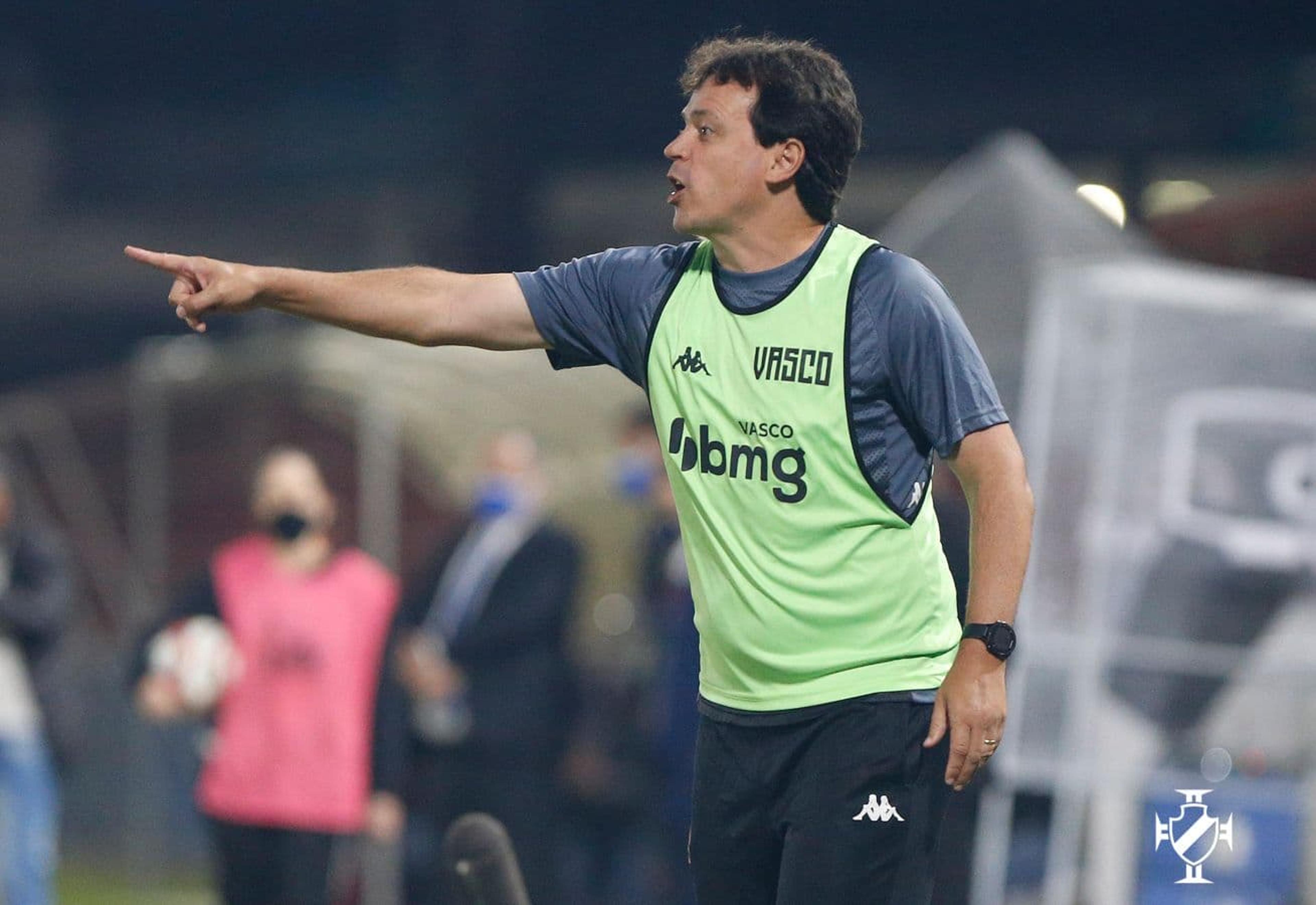 Vasco tem bom histórico contra times treinados por Fernando Diniz, novo técnico do Cruzeiro