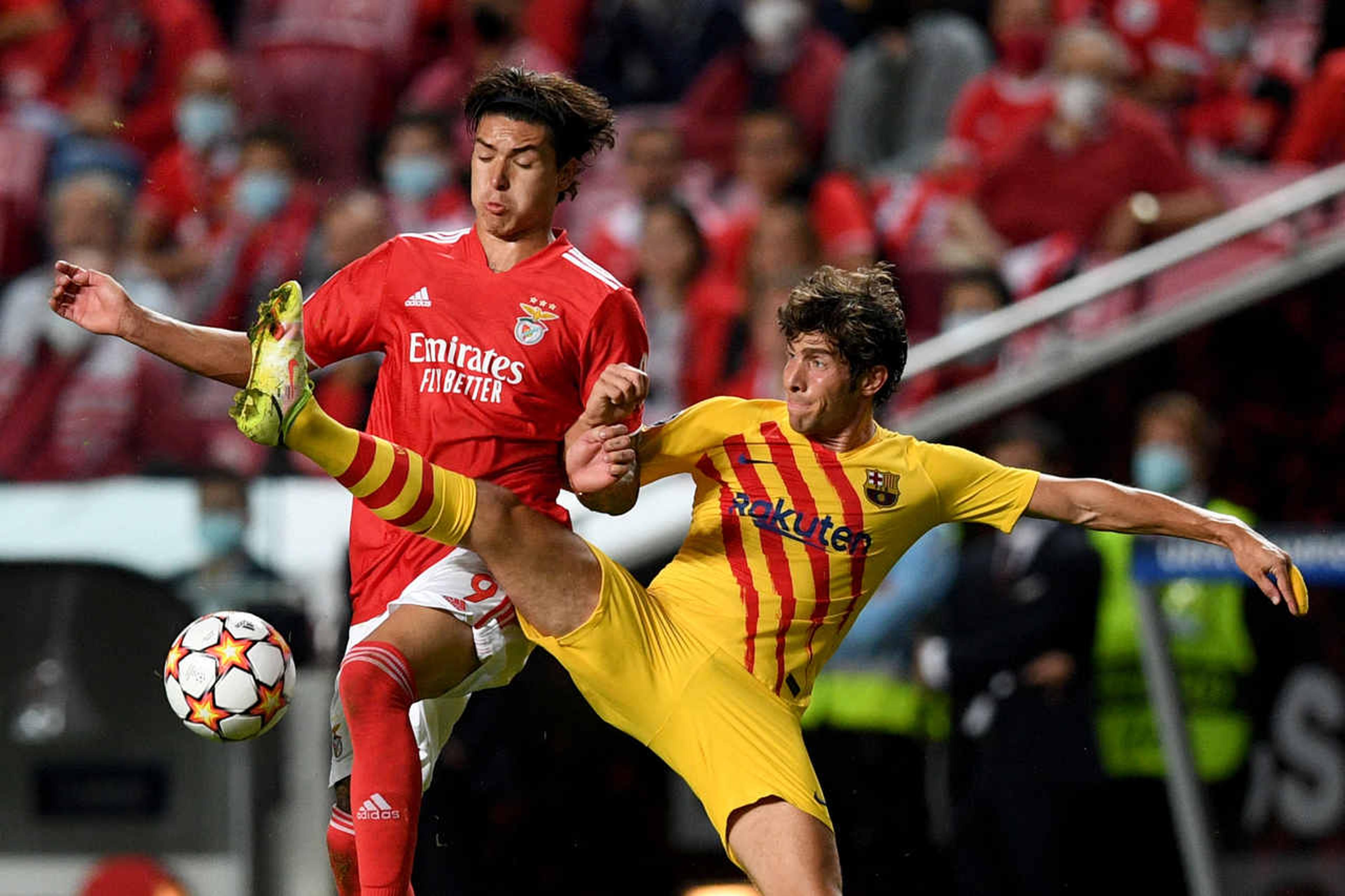 Barcelona x Benfica: onde assistir, horário e escalações do confronto da Champions League