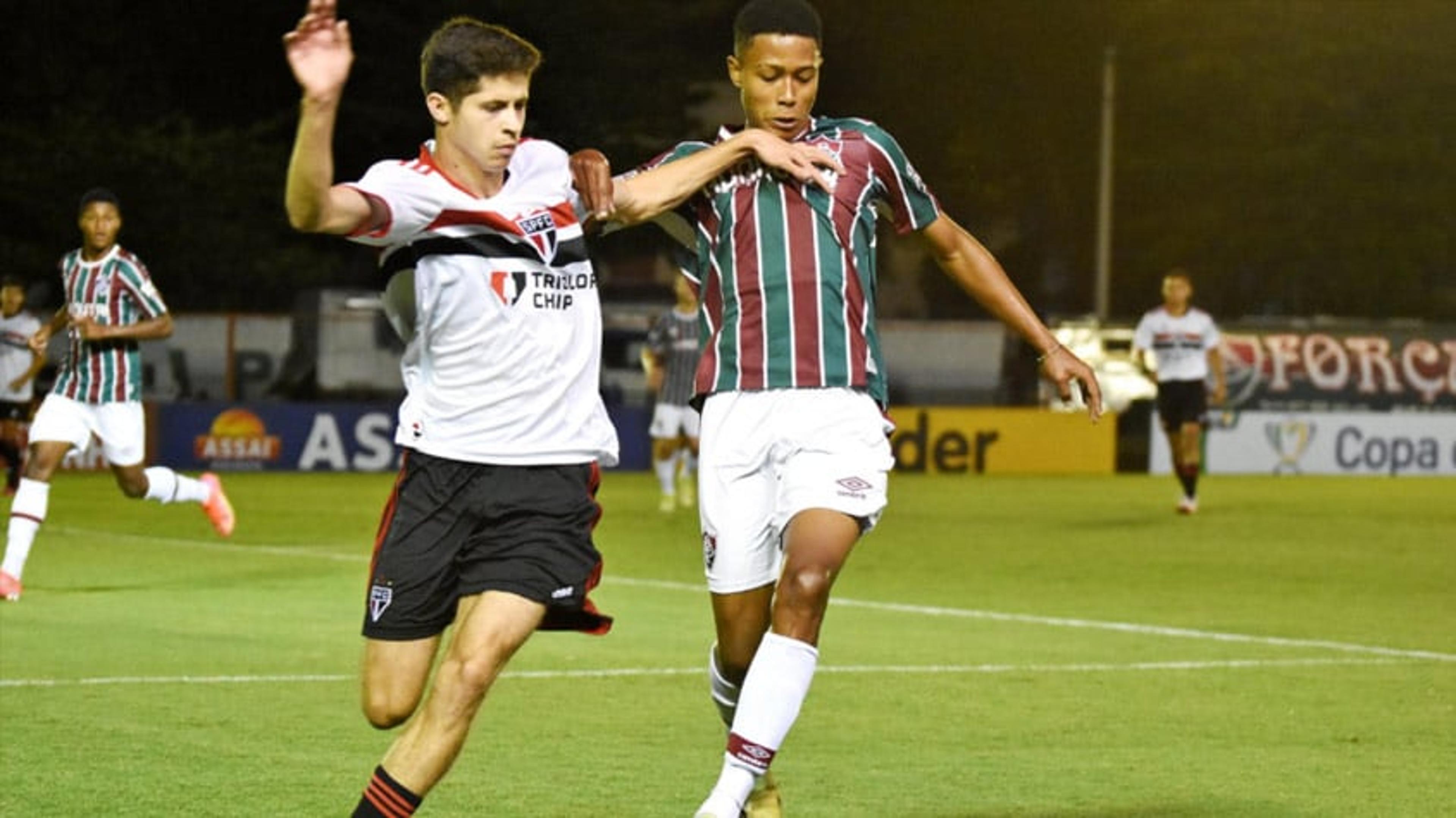 Com gols de John Kennedy e Alexandre Jesus, Fluminense vence o São Paulo no Brasileiro sub-20