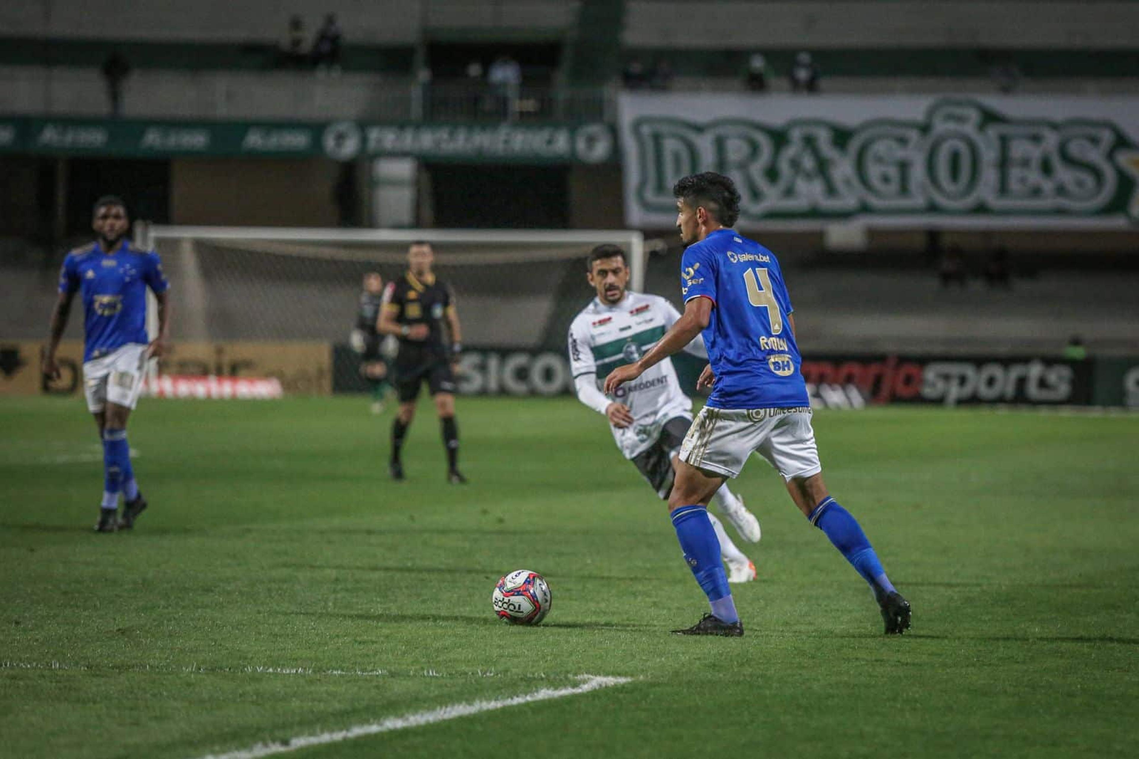 VÍDEO: veja os melhores momentos da vitória do Cruzeiro sobre o Coritiba pela Série B do Brasileirão