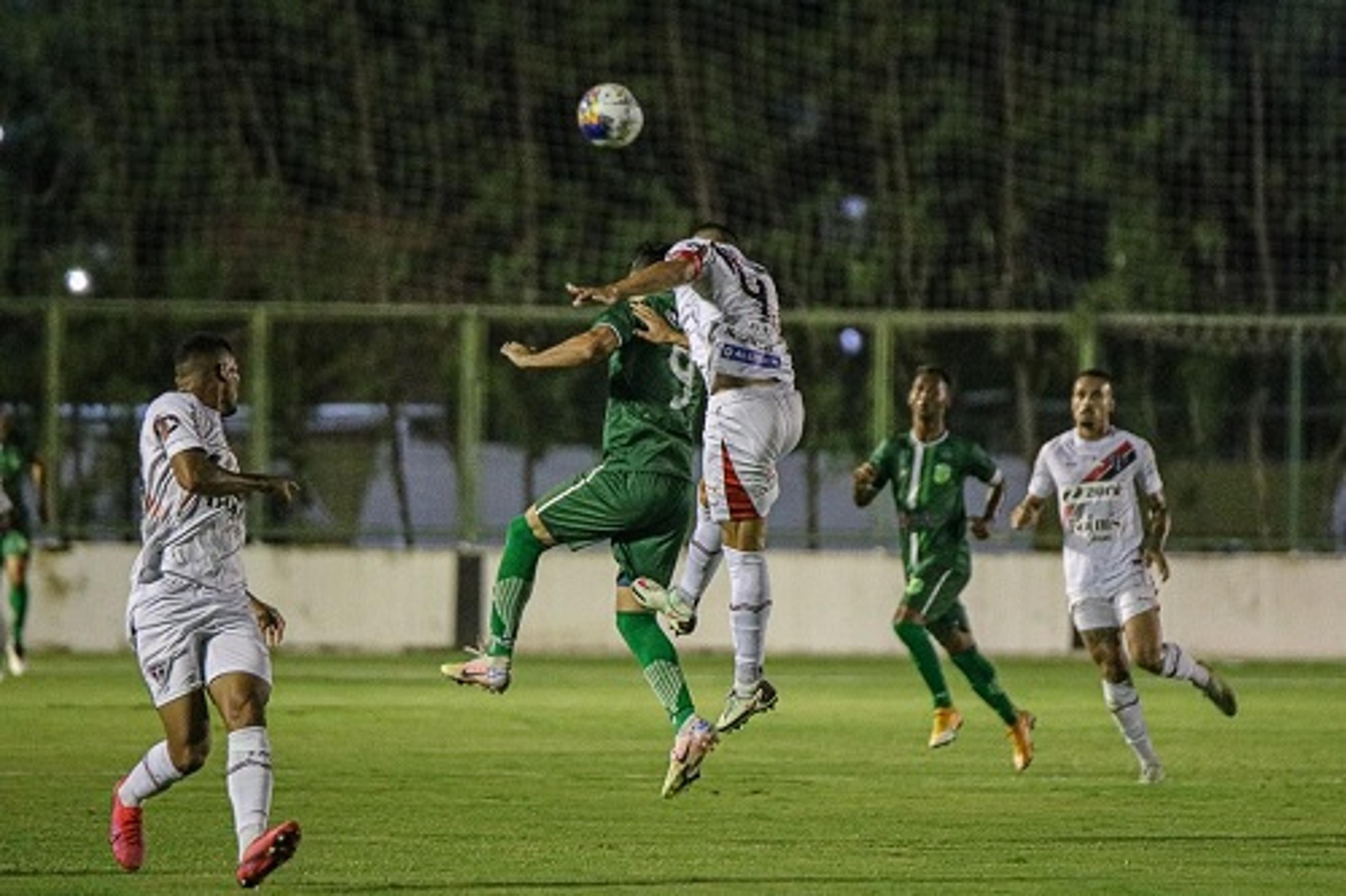 Floresta e Ferroviário ficam no empate na partida de ida da Pré-Copa do Nordeste