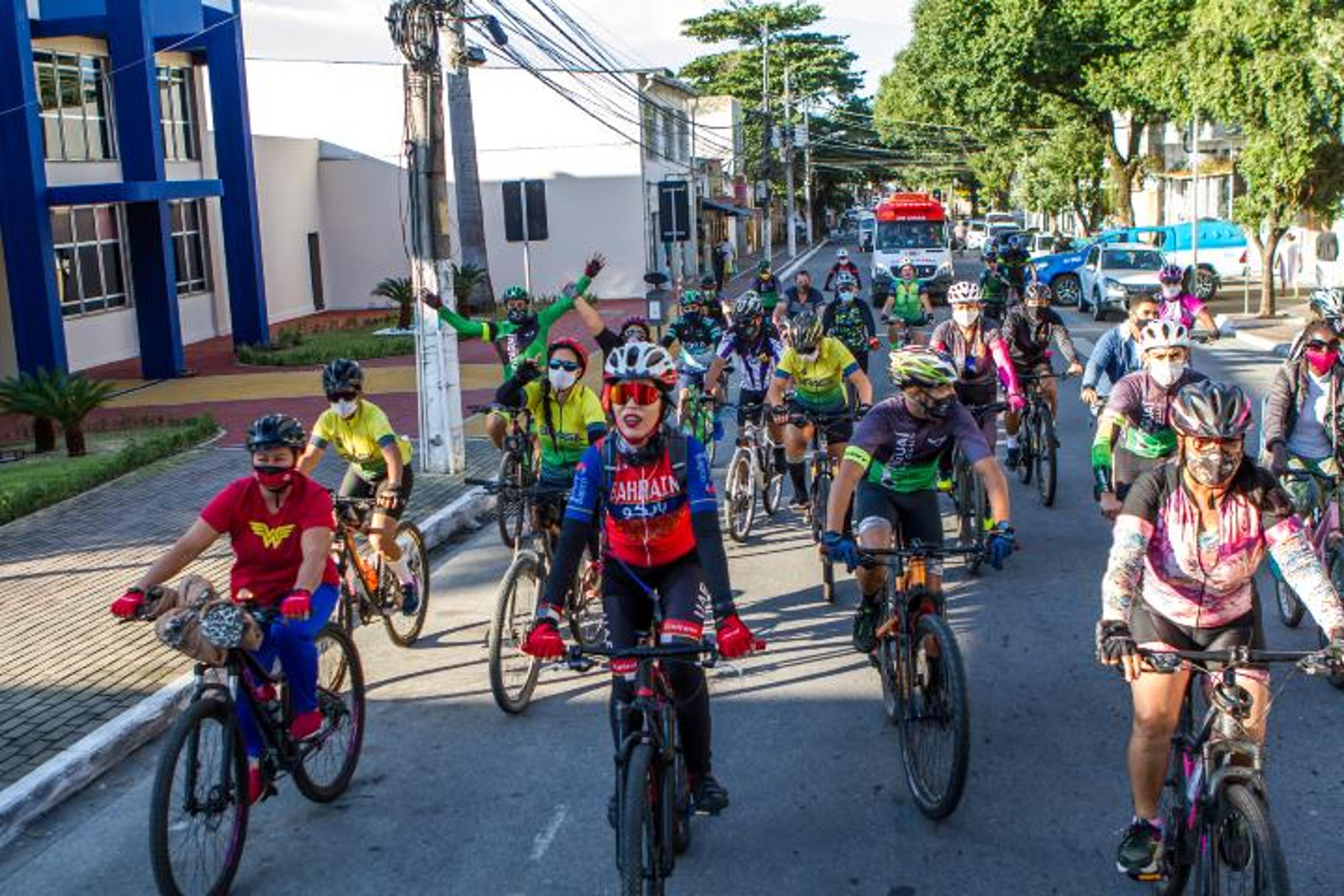 Itaguaí promove passeio ciclístico em ação para promover o Novembro Azul