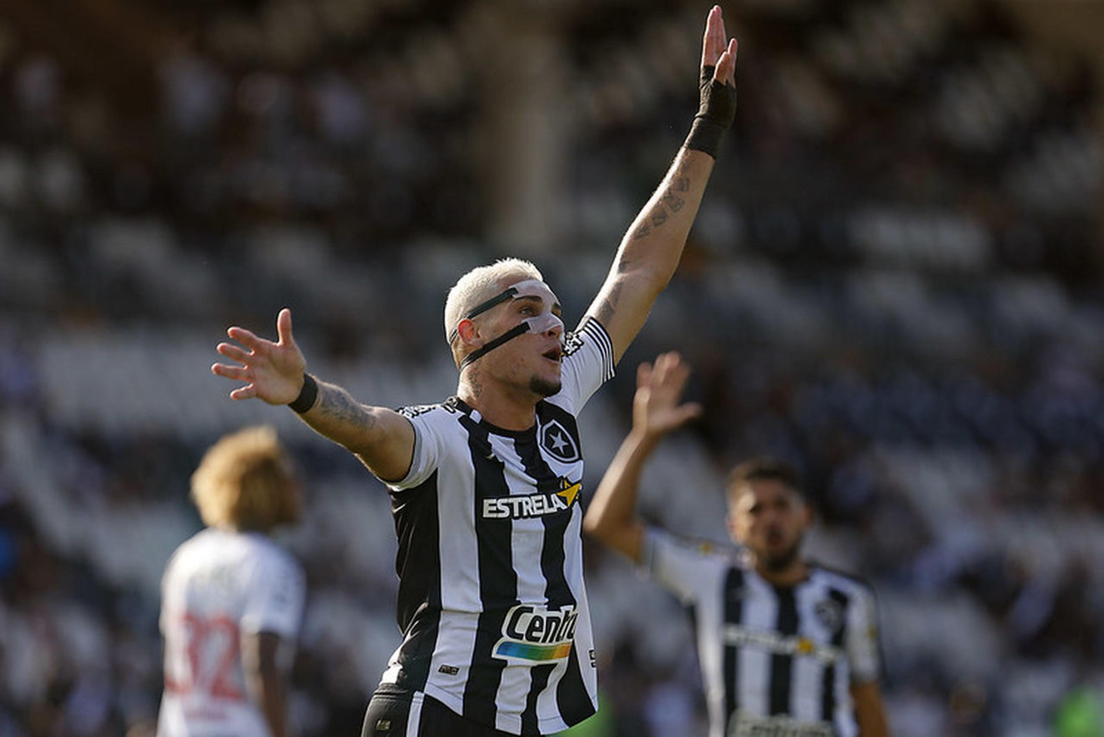 Além do acesso: Botafogo é favorito para vencer a Série B e pode atingir mesma pontuação de 2015