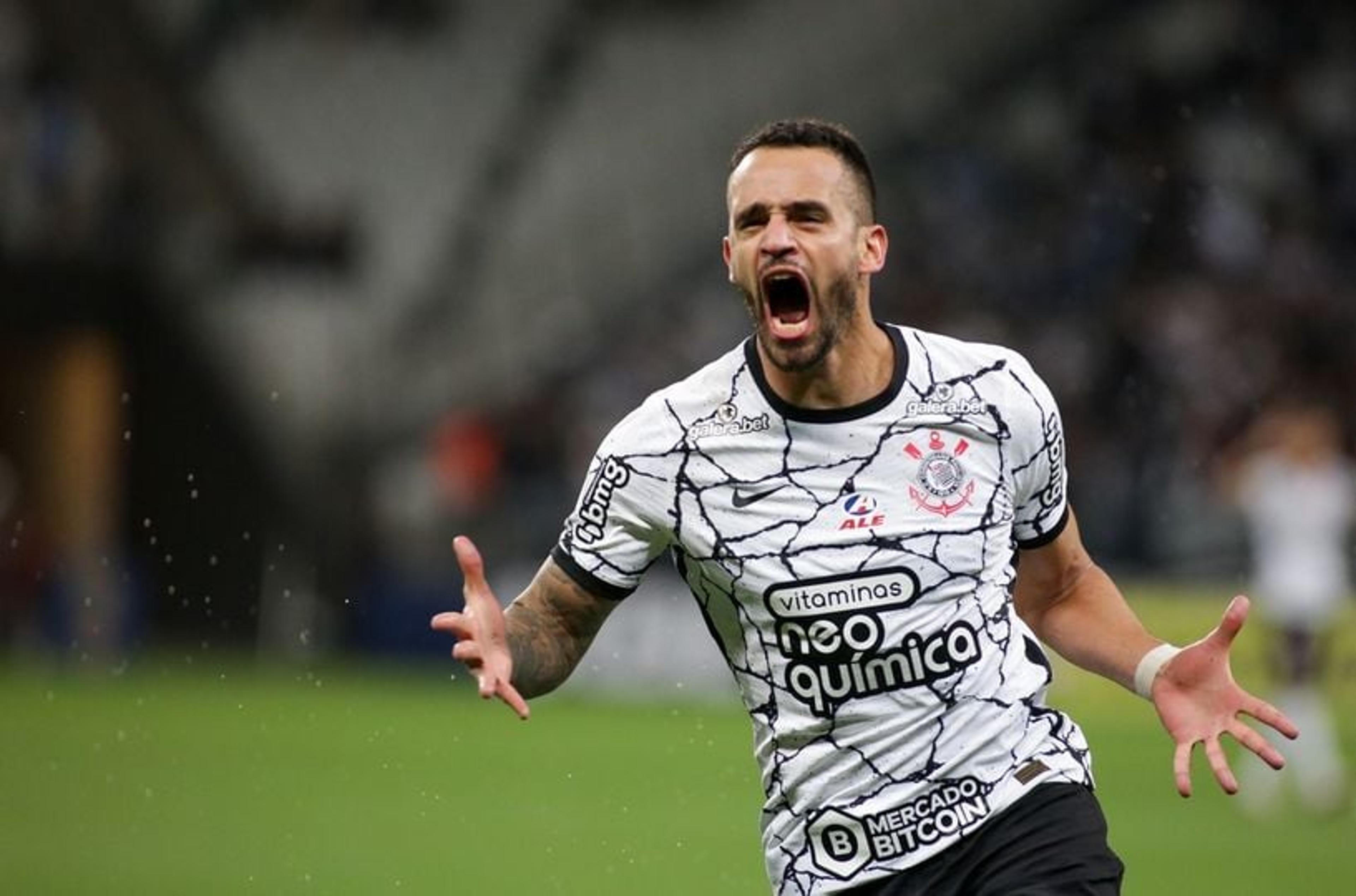 Renato Augusto brilha com golaço e assistência, Corinthians vence a 6ª seguida em casa e assume o 5º lugar