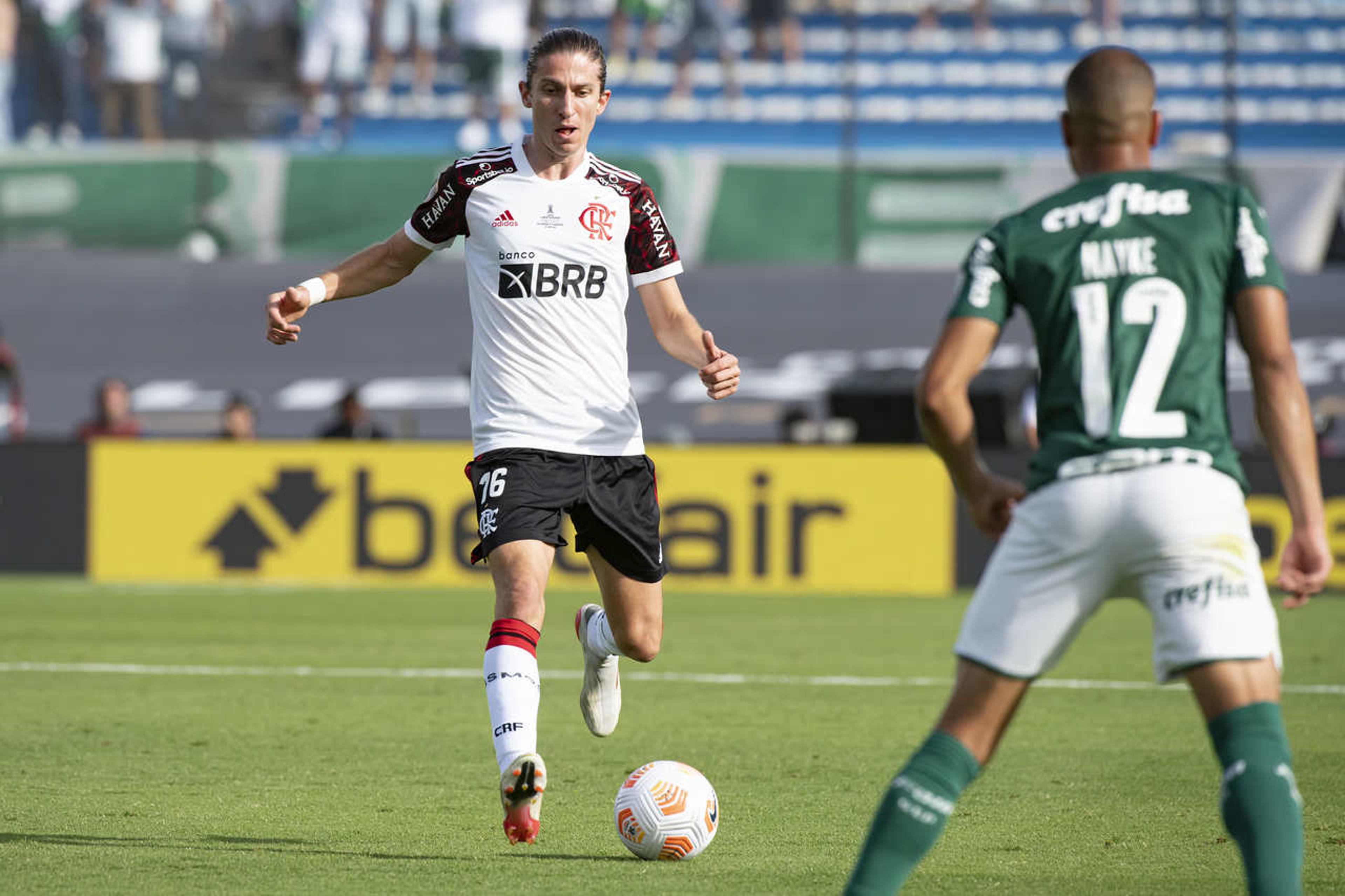 Filipe Luís não esconde frustração pela derrota do Flamengo, mas vê Palmeiras como ‘justo campeão’