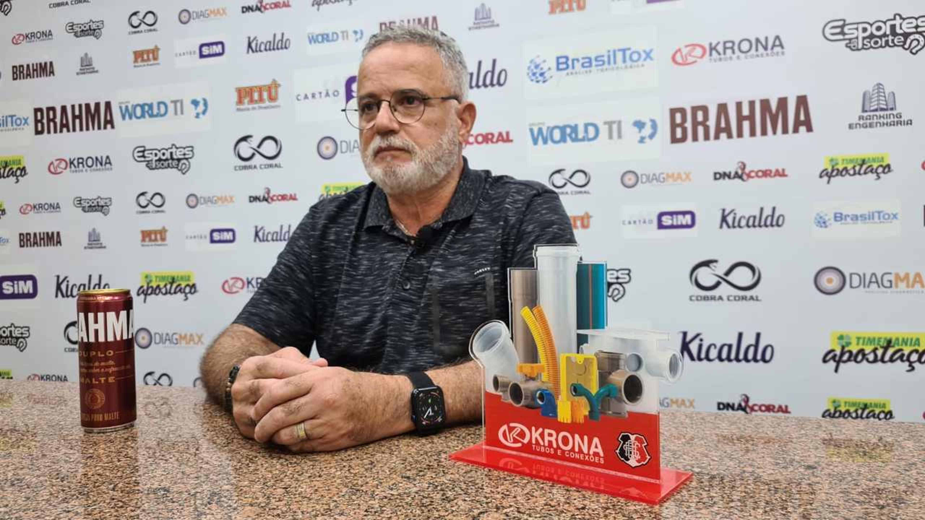 Santa Cruz apresenta Marcelo Segurado como diretor executivo de futebol para 2022