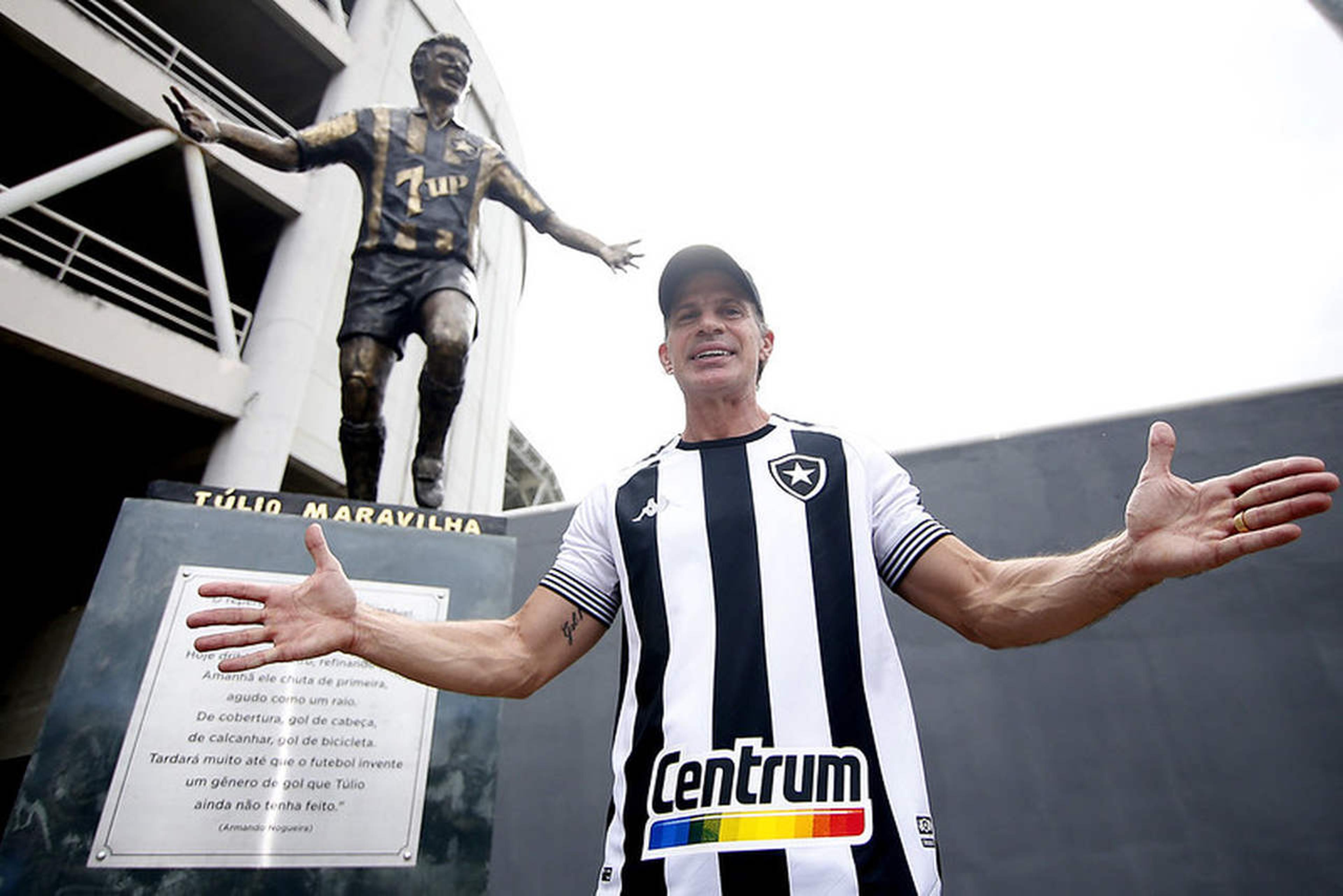 Ídolo do Botafogo, Túlio Maravilha estará presente na final da Libertadores