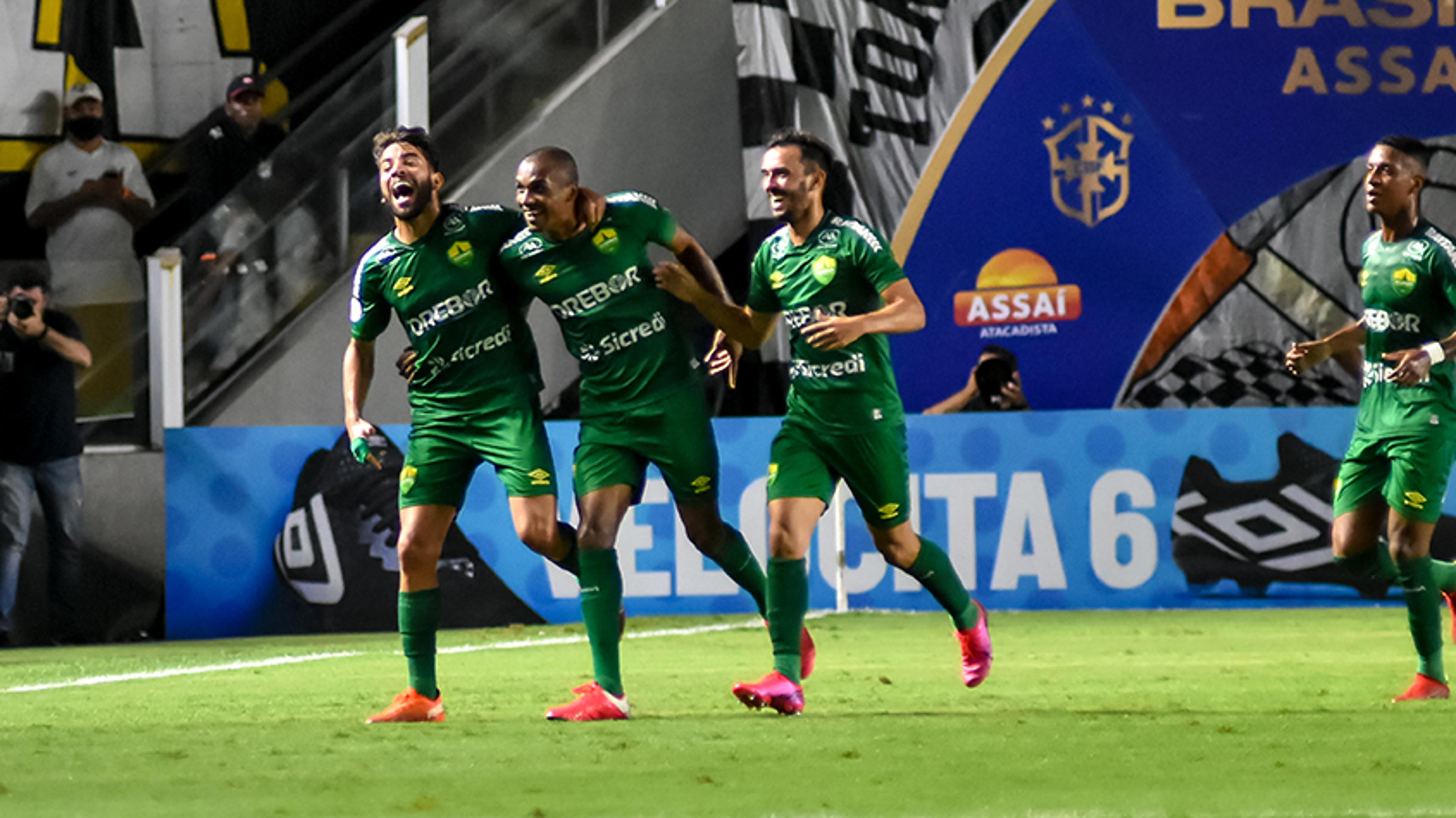 Retrospectiva LANCE!: em ano histórico, Cuiabá se manteve na Série A e garantiu calendário continental